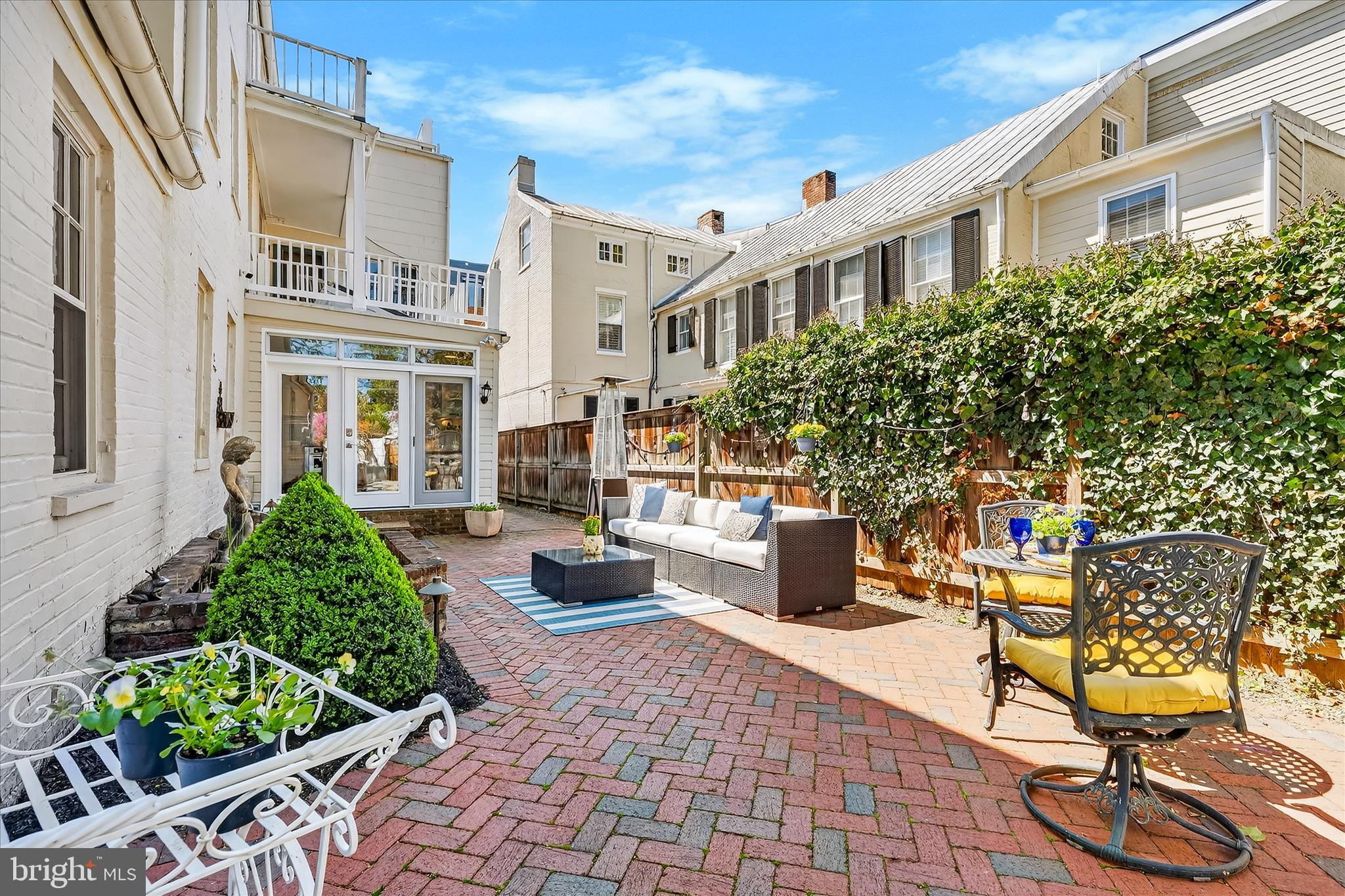 DOWNTOWN FREDERICK - Residential