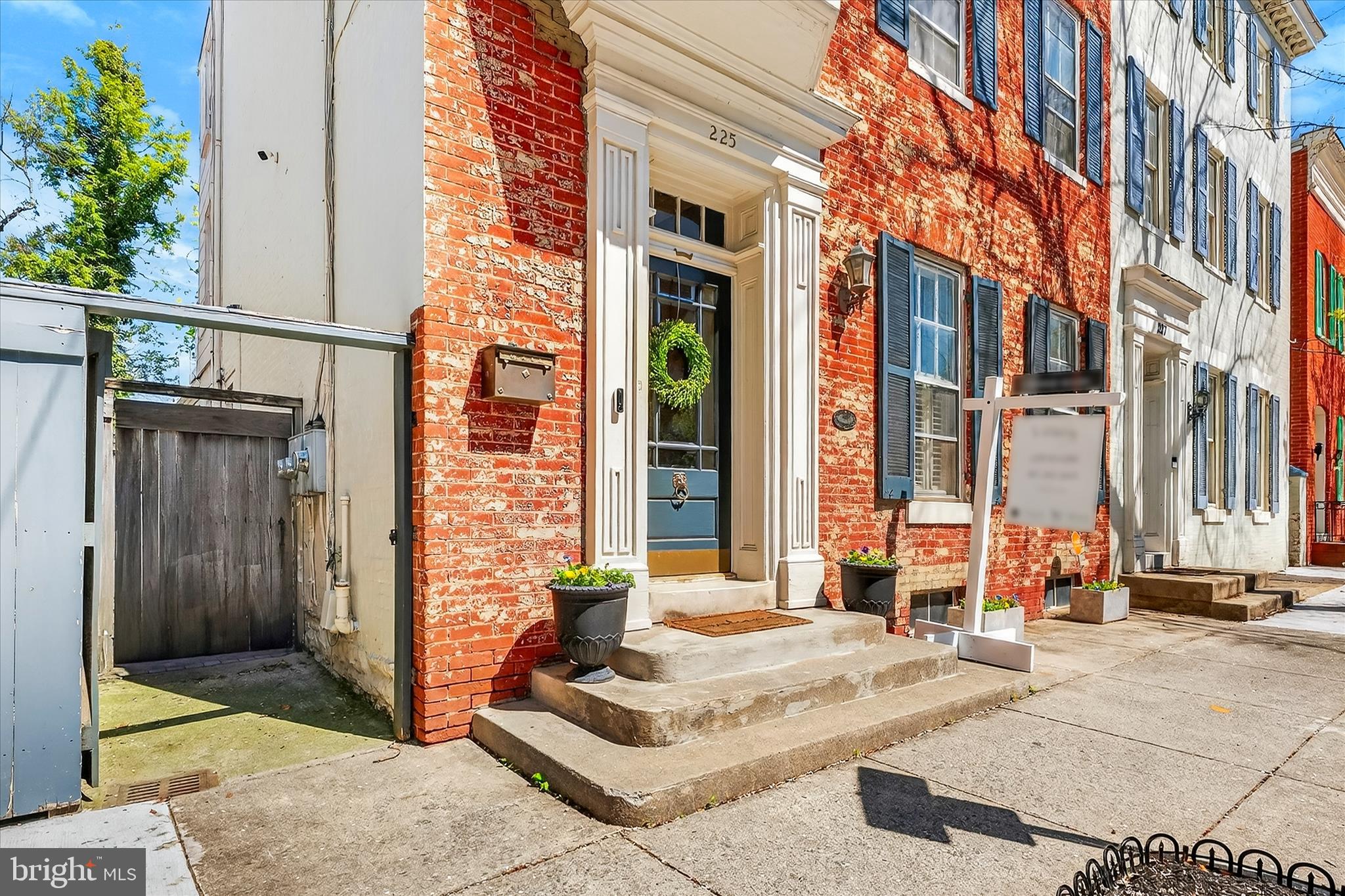 DOWNTOWN FREDERICK - Residential