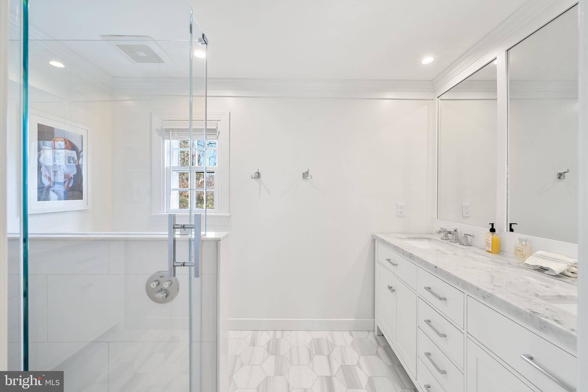 SWARTHMORE - Residential