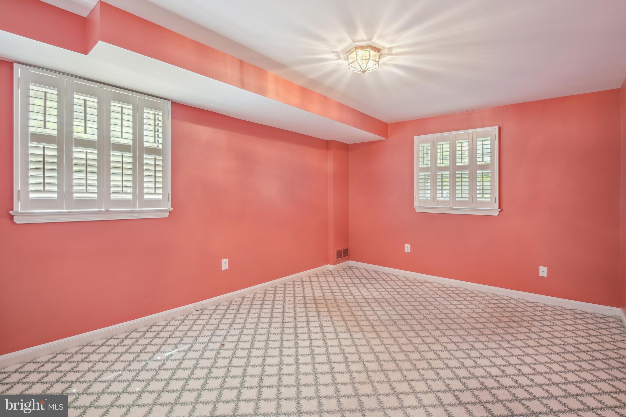 BYEFORDE - Residential