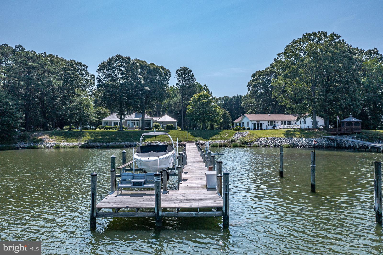 PEACEFUL HARBOR - Residential