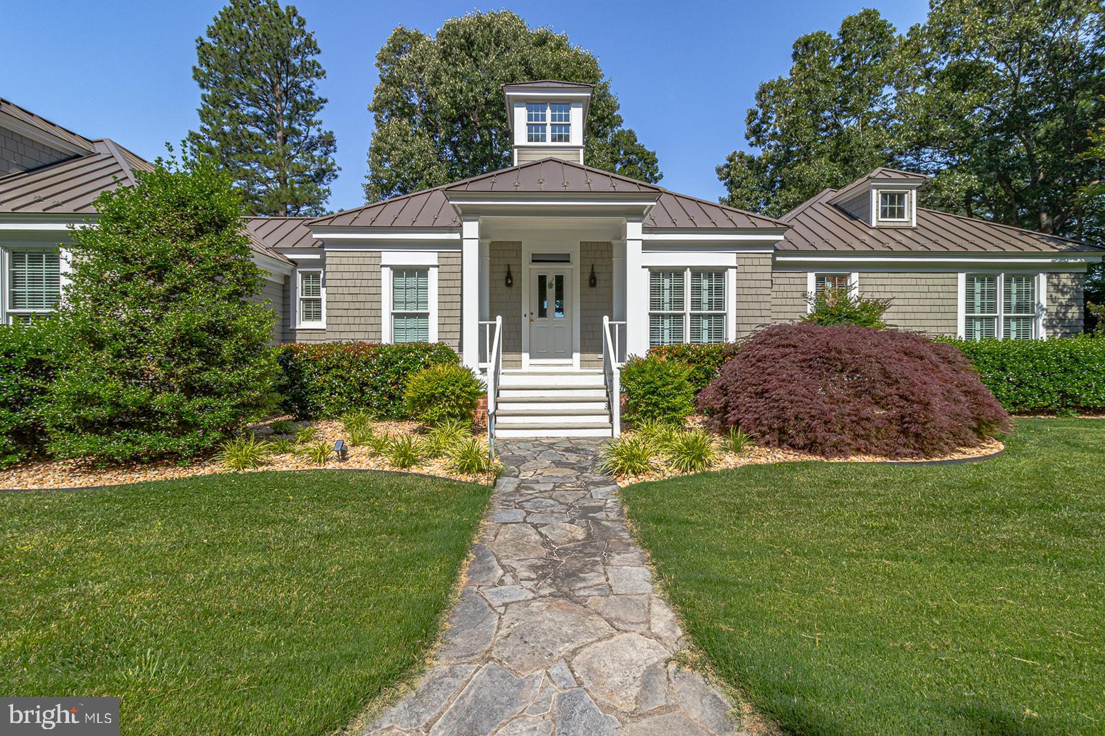 PEACEFUL HARBOR - Residential