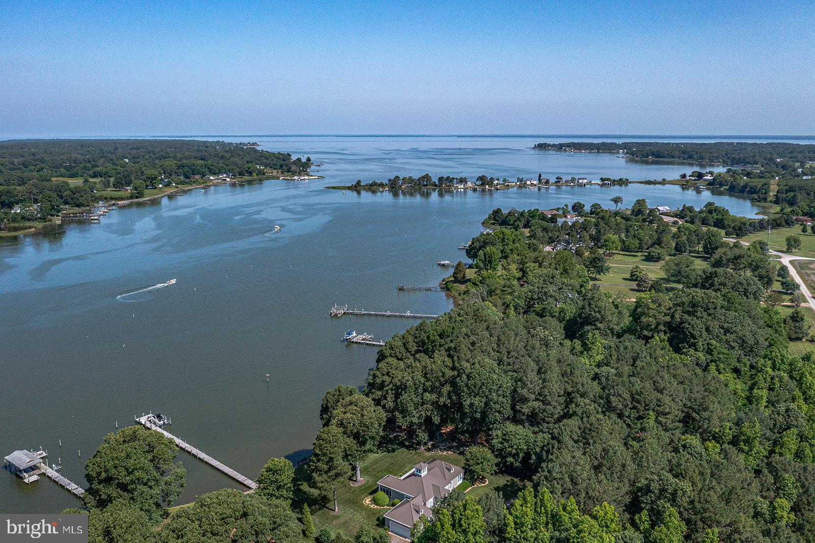 PEACEFUL HARBOR - Residential