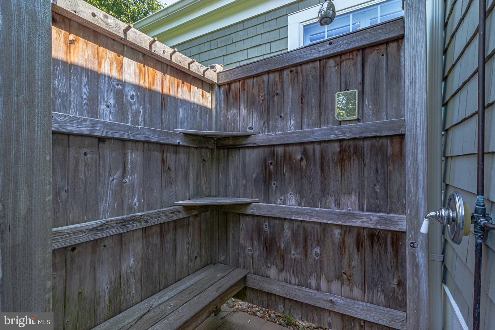 PEACEFUL HARBOR - Residential