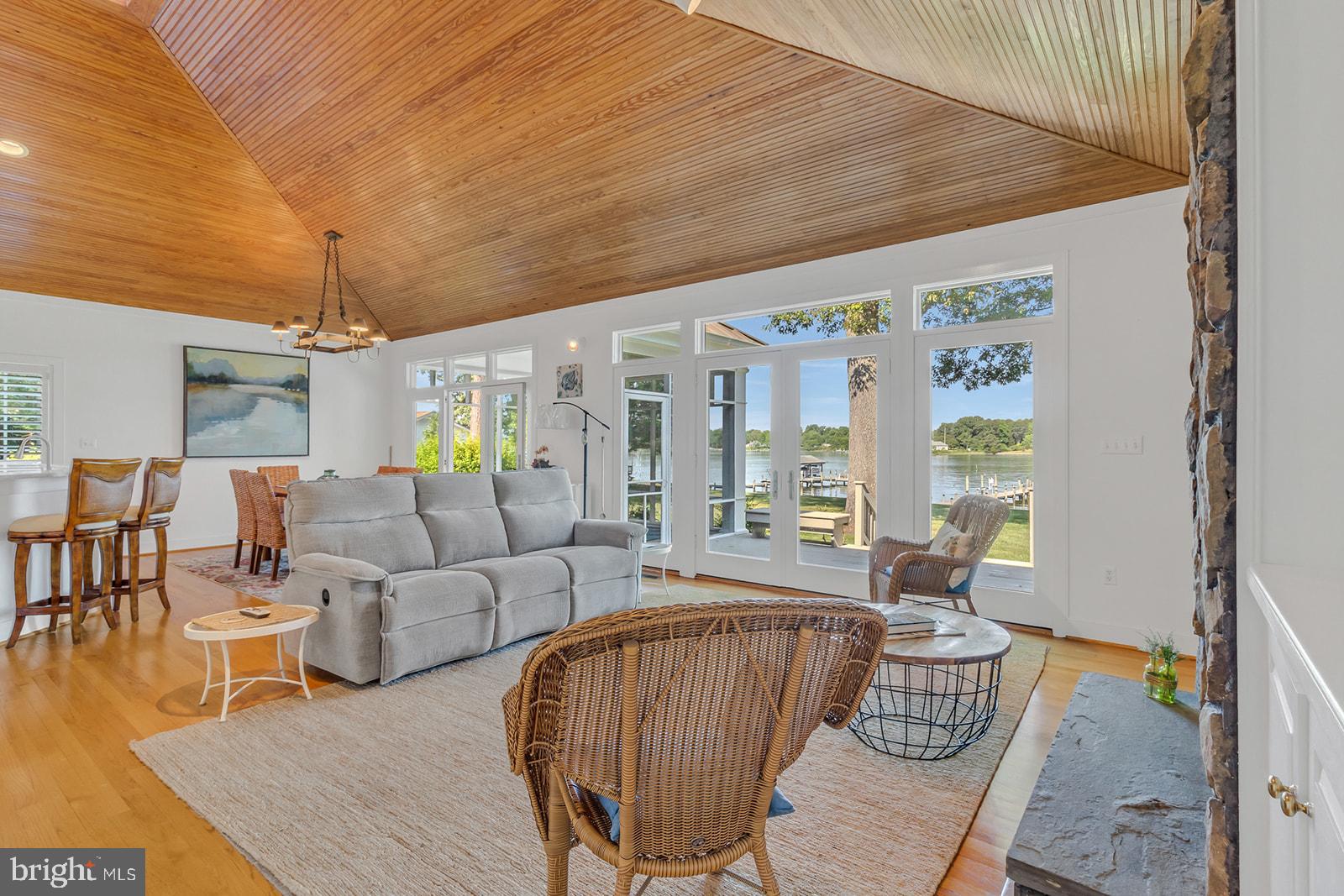 PEACEFUL HARBOR - Residential