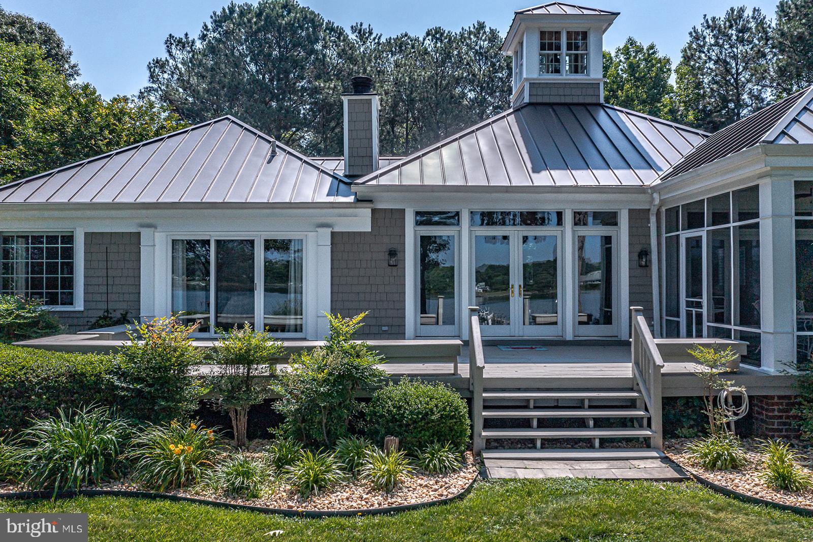 PEACEFUL HARBOR - Residential