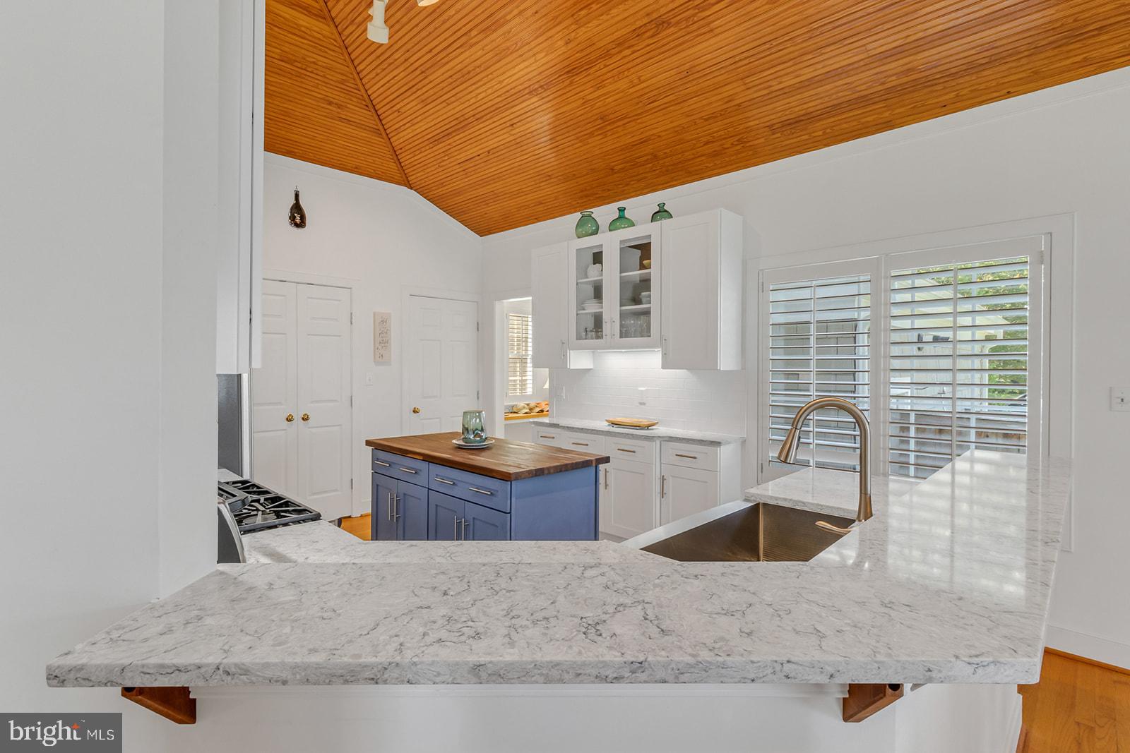 PEACEFUL HARBOR - Residential