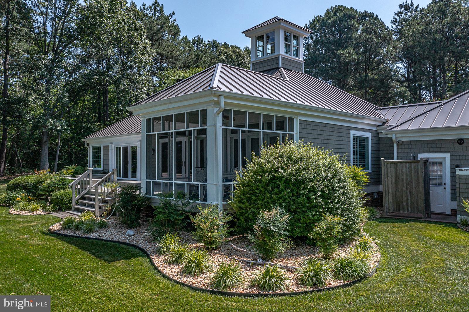 PEACEFUL HARBOR - Residential