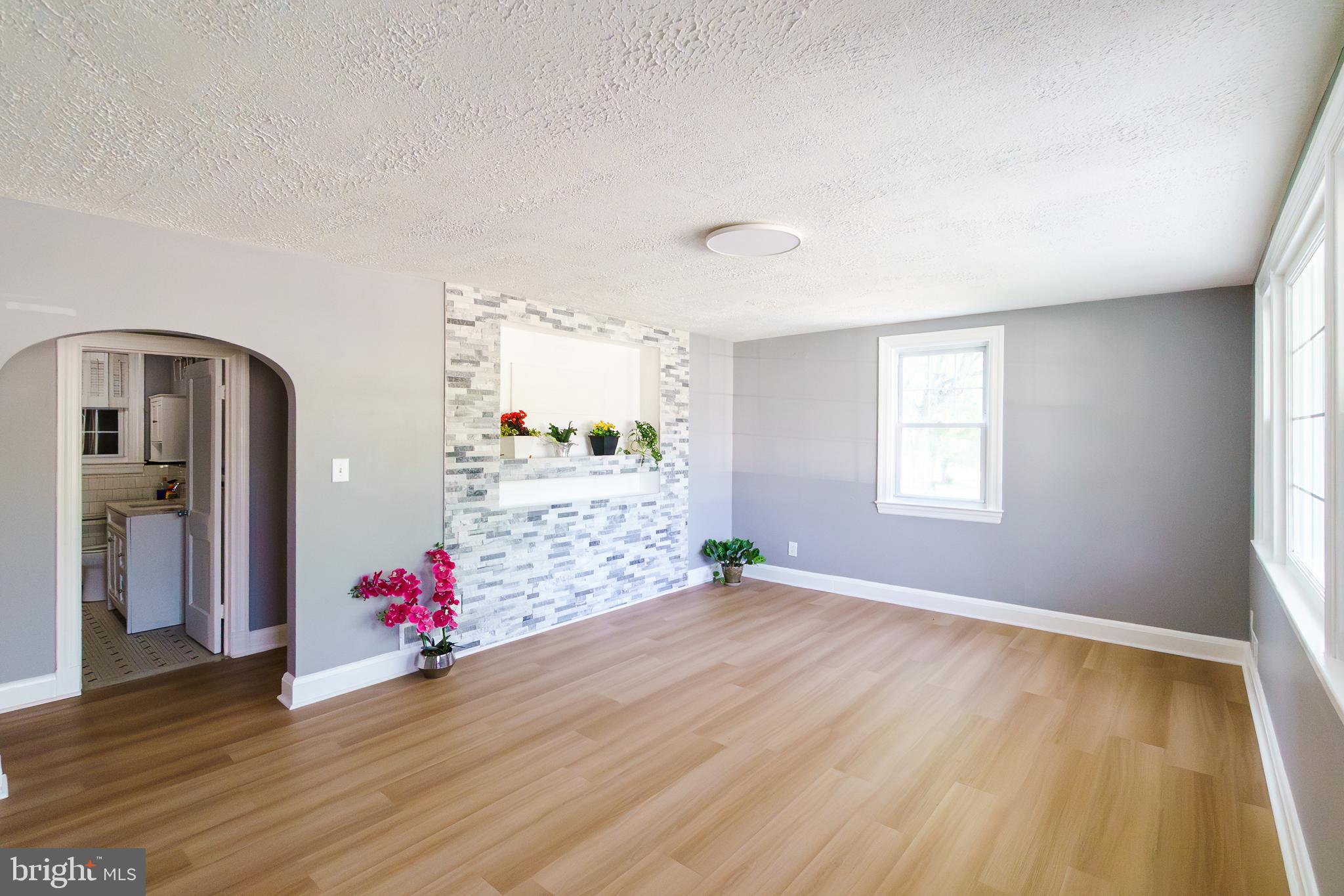 6 CARROLL ROAD