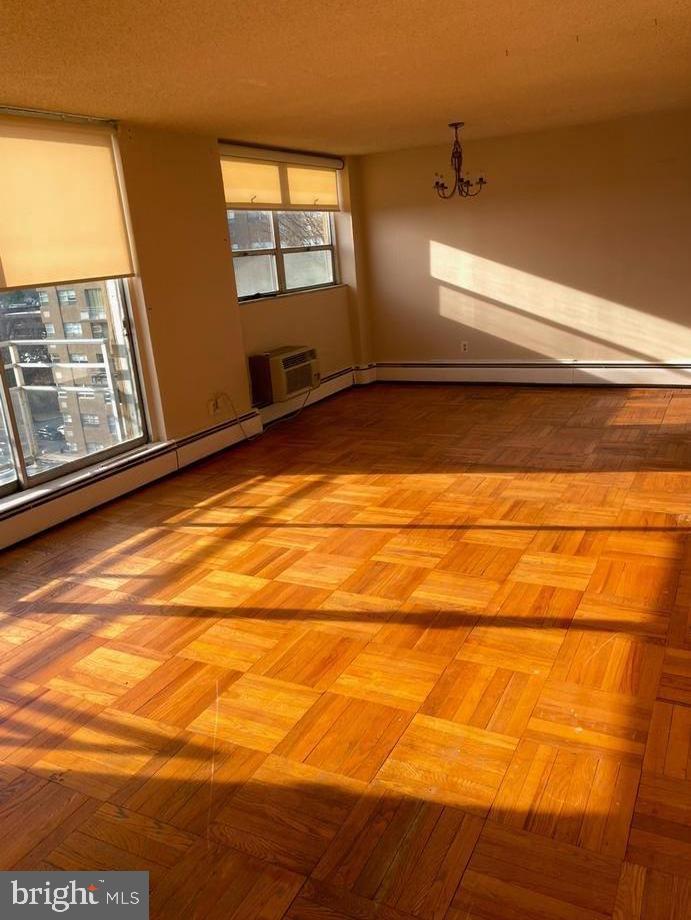 RADNOR HOUSE - Residential Lease