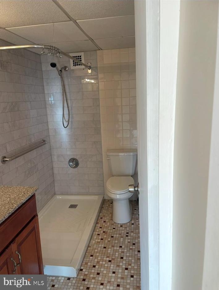 RADNOR HOUSE - Residential Lease