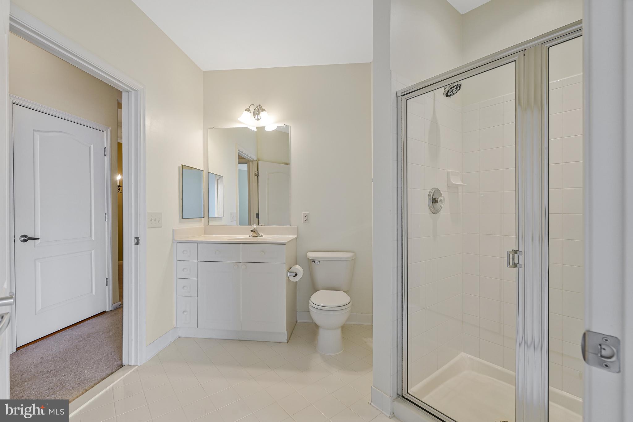 FORTNIGHTLY SQUARE - Residential