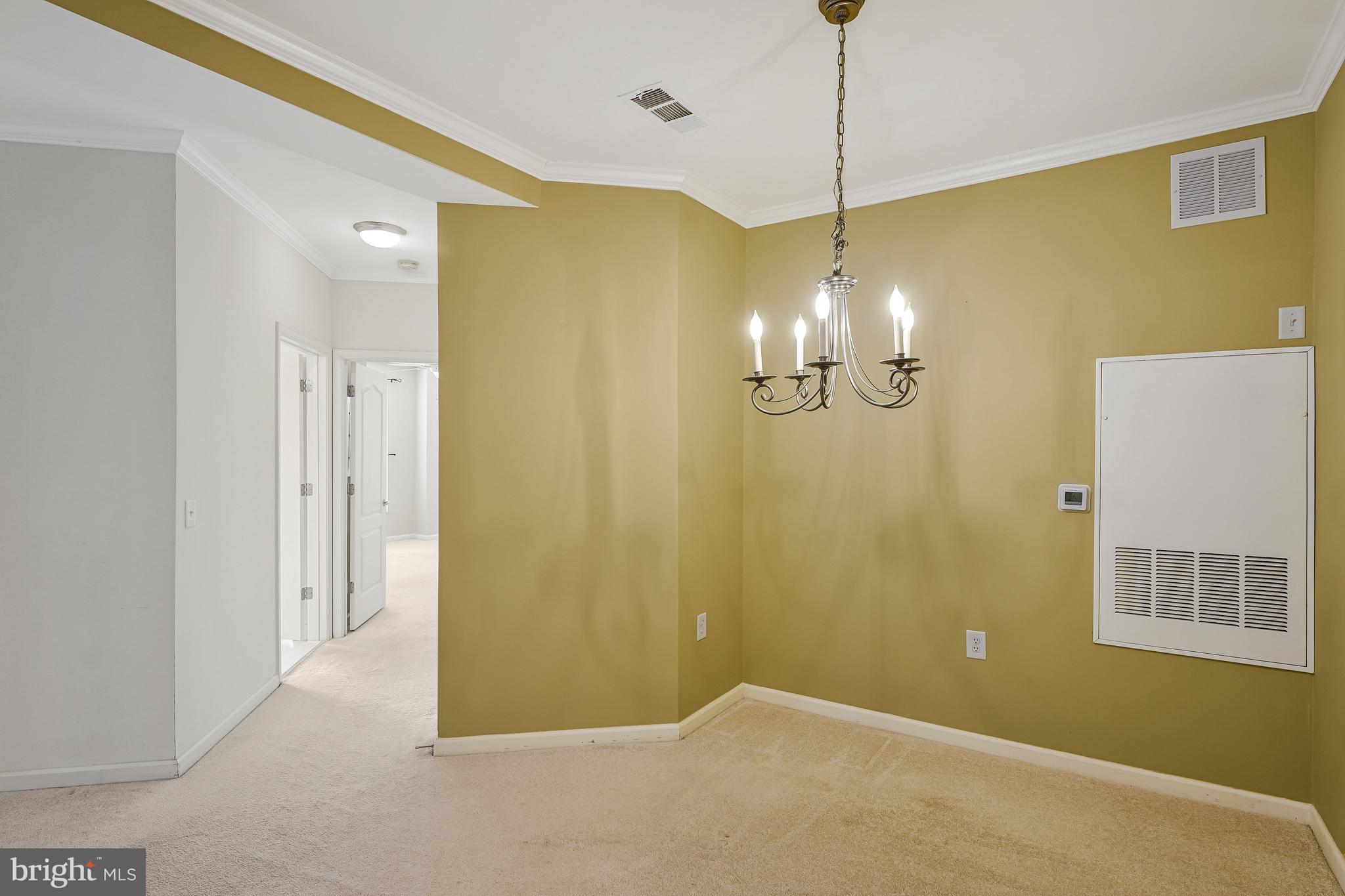 FORTNIGHTLY SQUARE - Residential