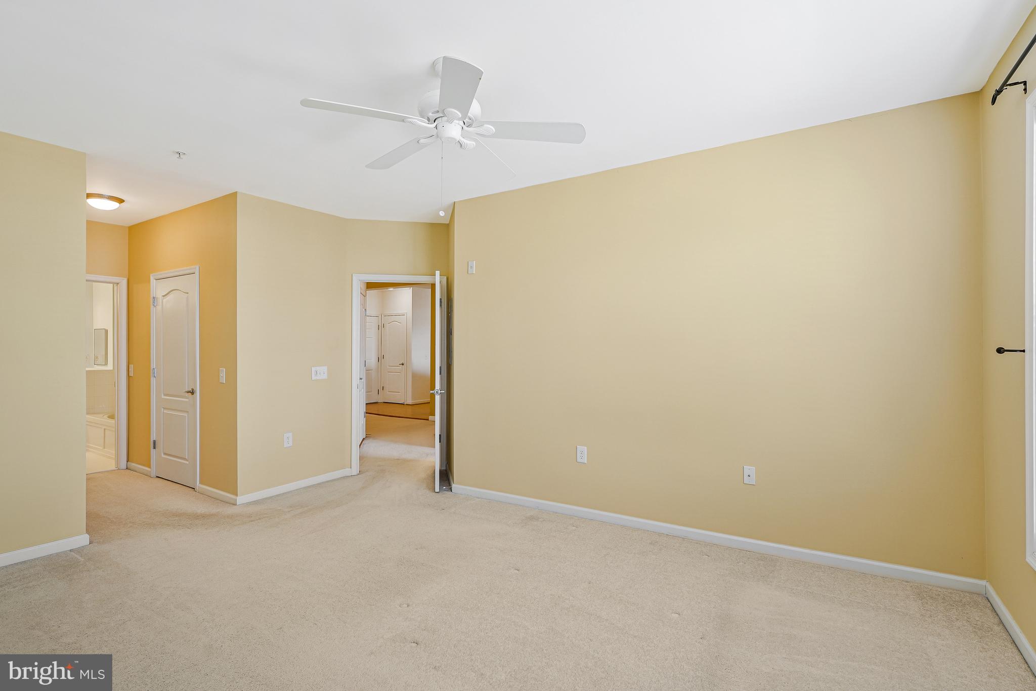 FORTNIGHTLY SQUARE - Residential