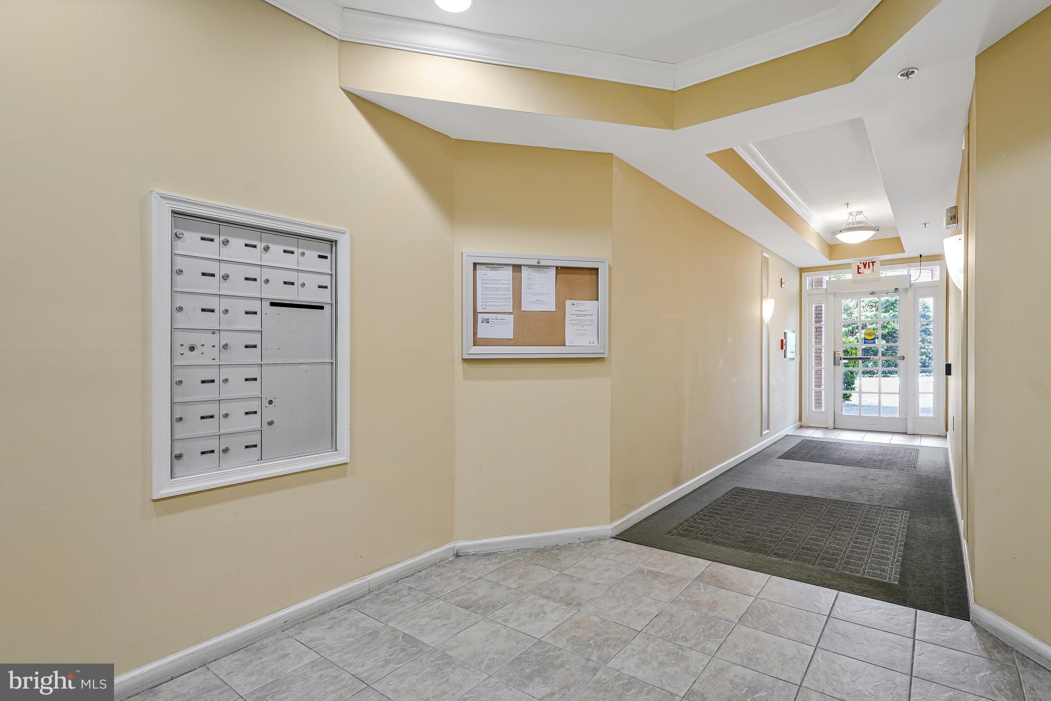 FORTNIGHTLY SQUARE - Residential