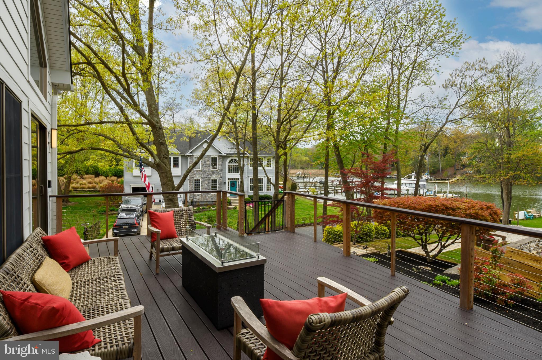 CRESSTON PARK - Residential