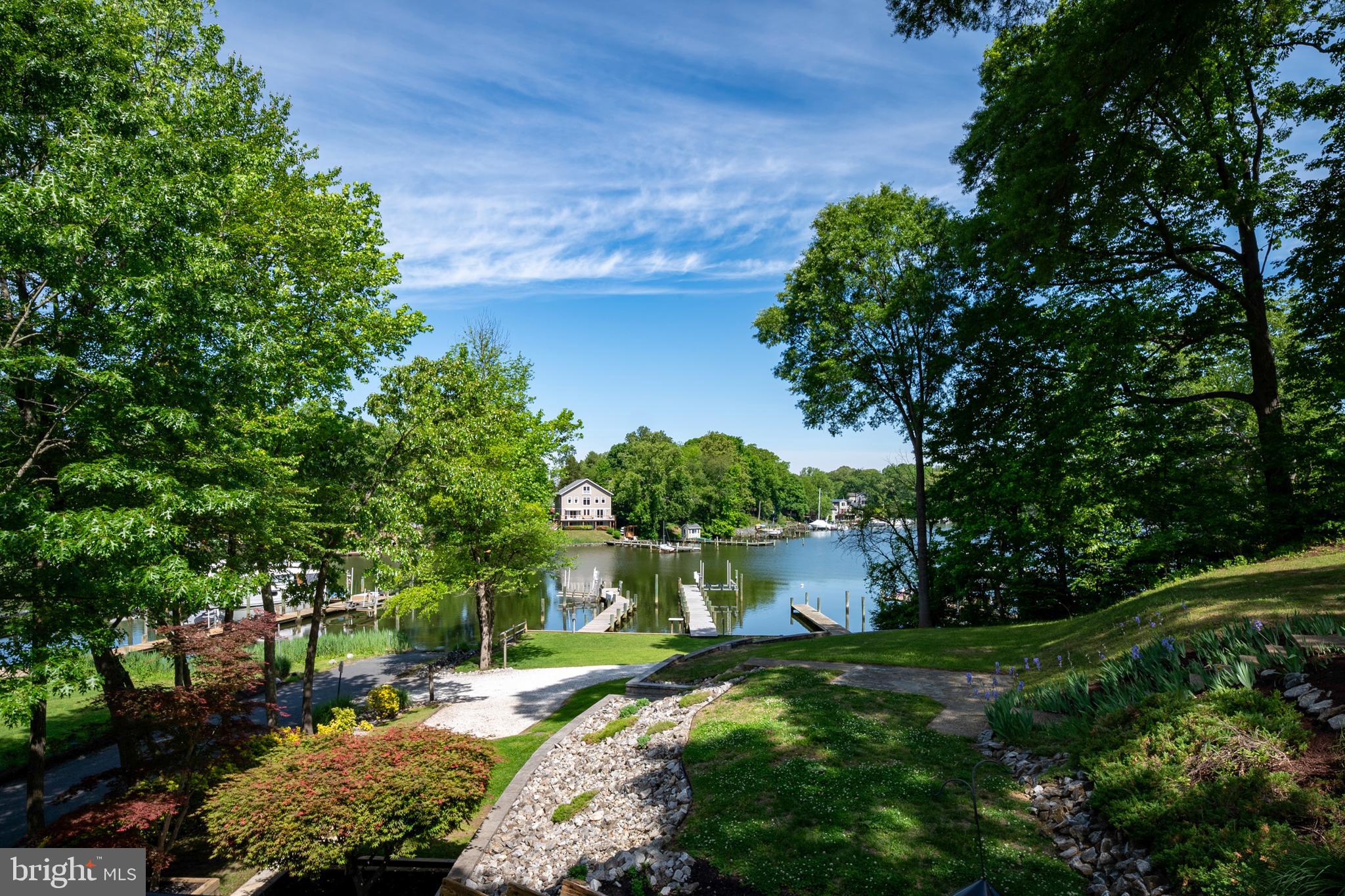 CRESSTON PARK - Residential