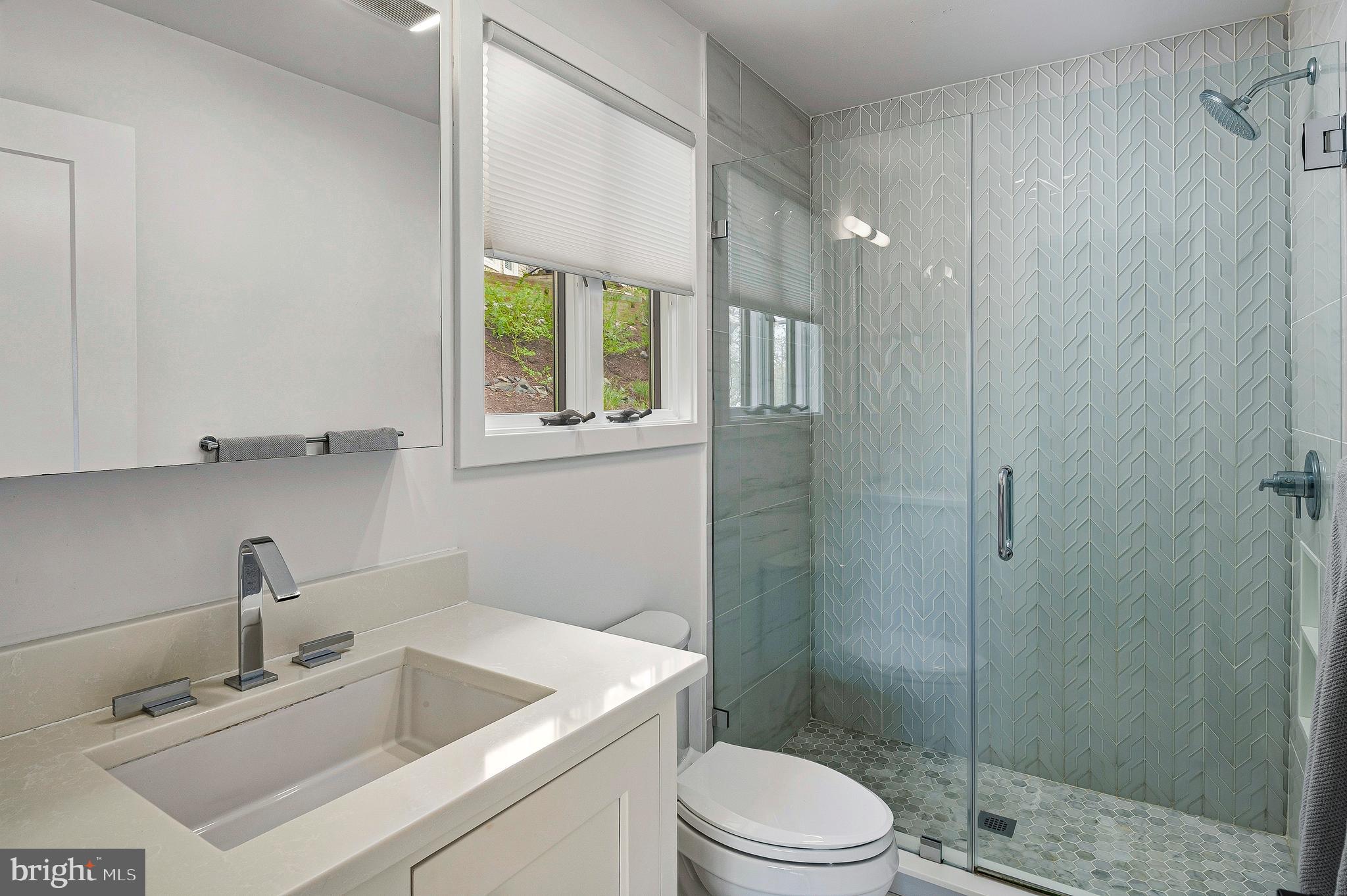 CRESSTON PARK - Residential