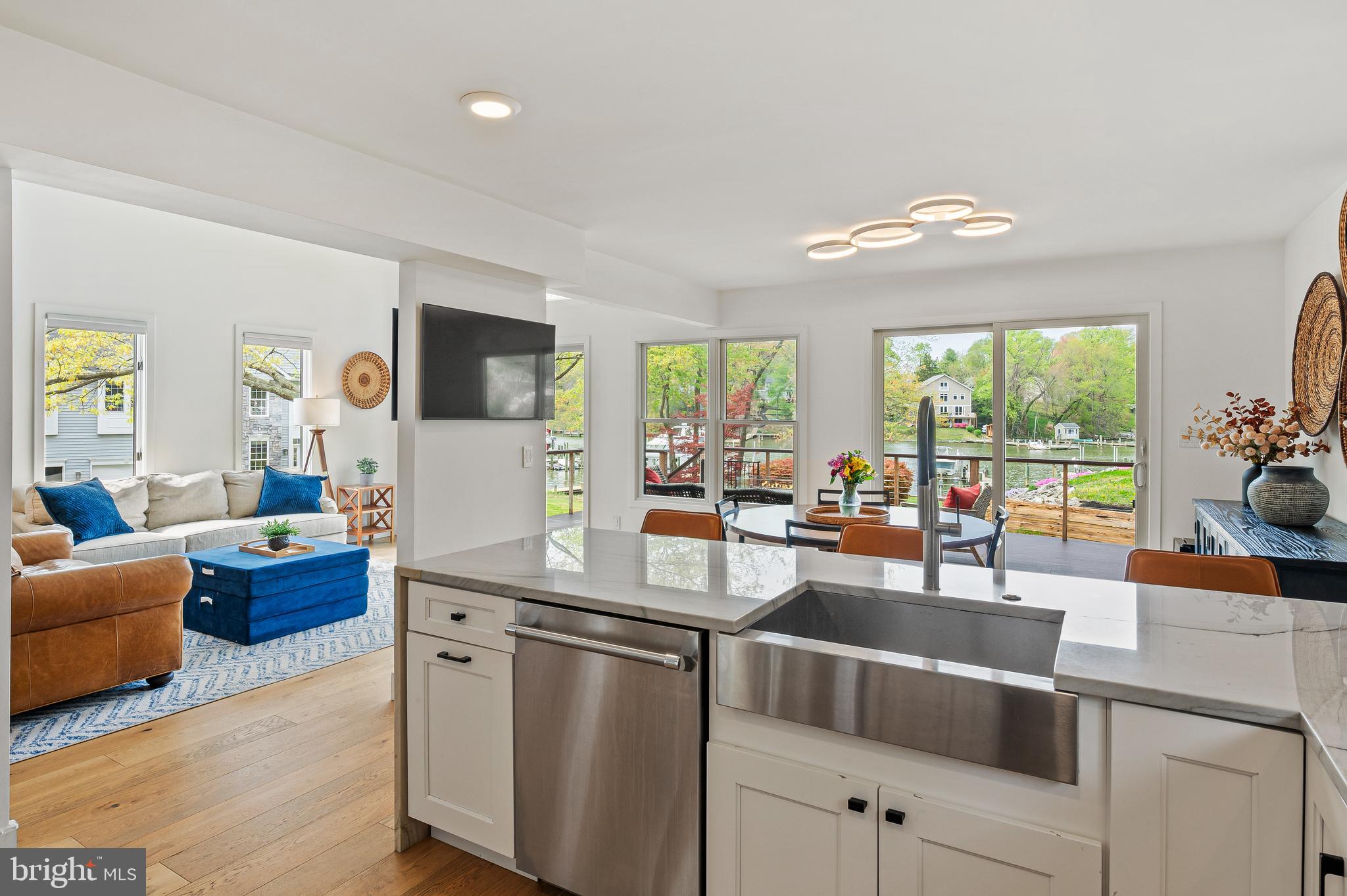 CRESSTON PARK - Residential