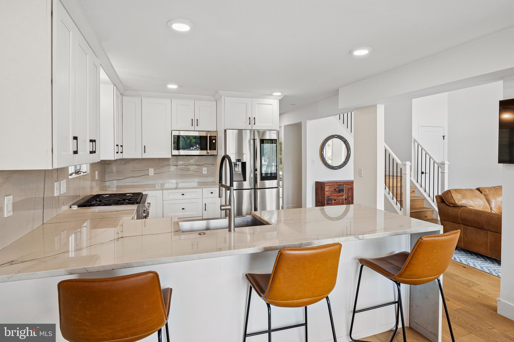 CRESSTON PARK - Residential