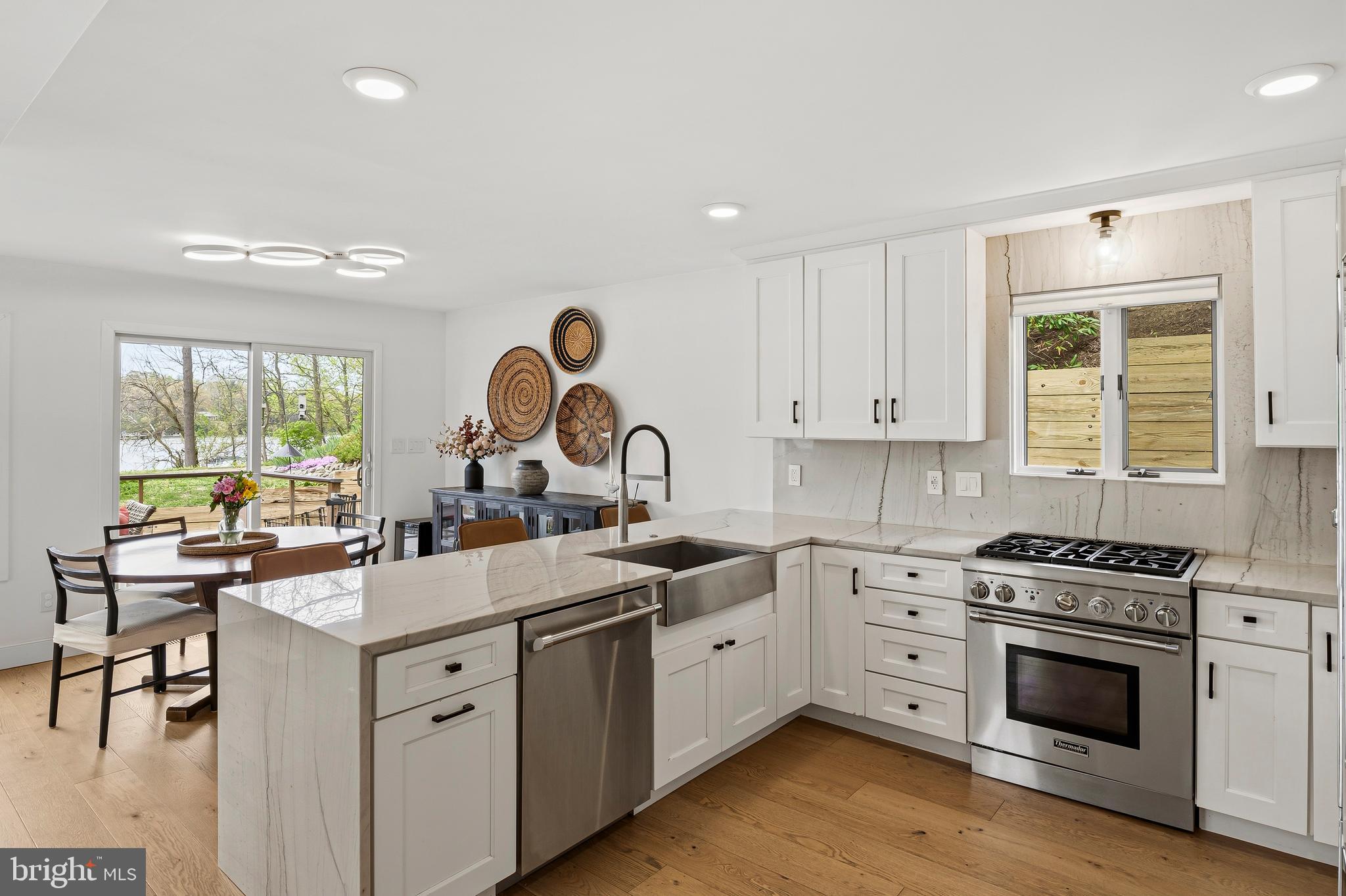 CRESSTON PARK - Residential