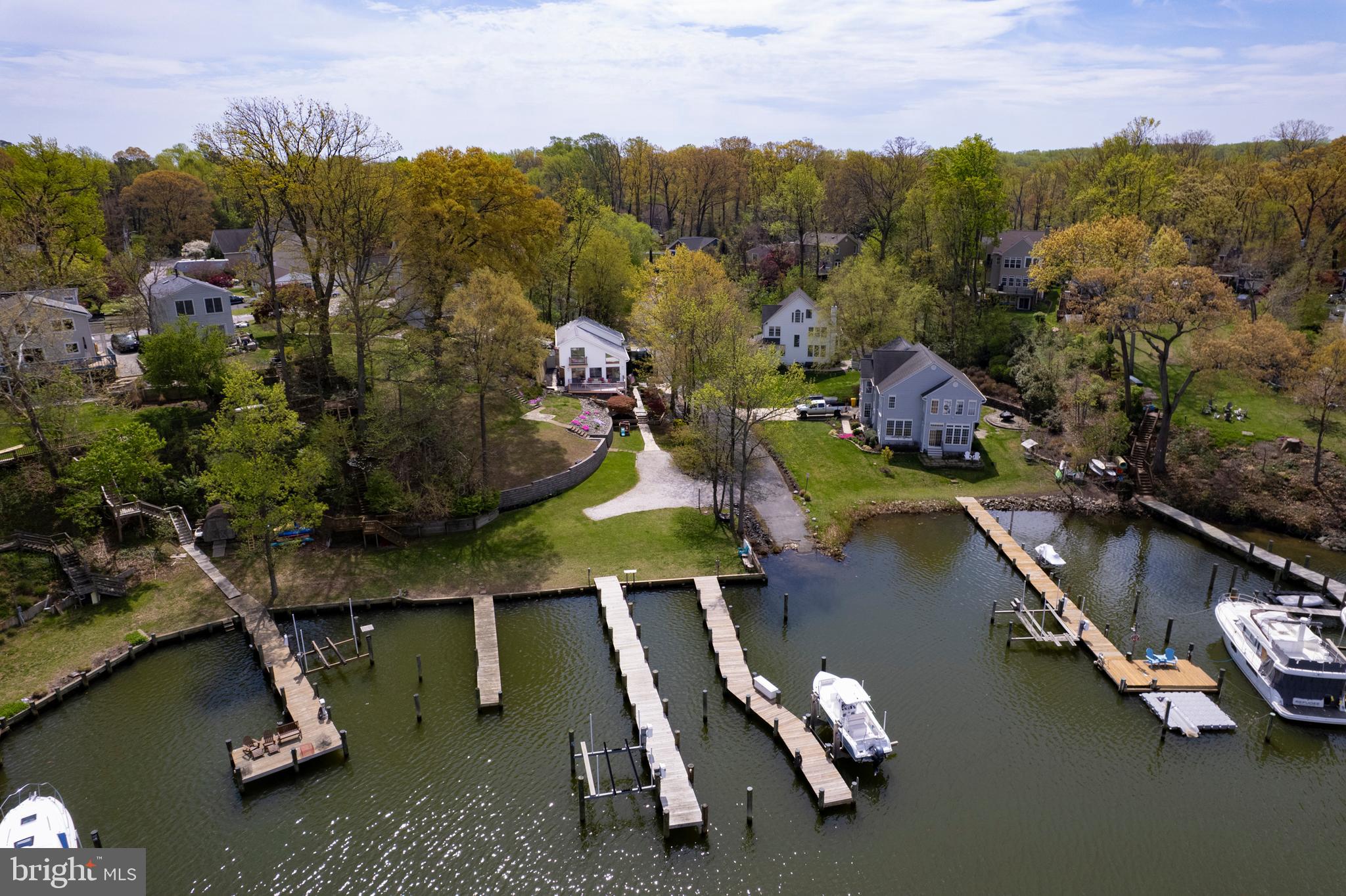 CRESSTON PARK - Residential