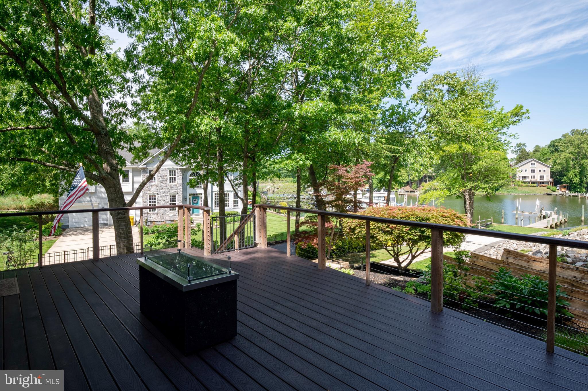 CRESSTON PARK - Residential