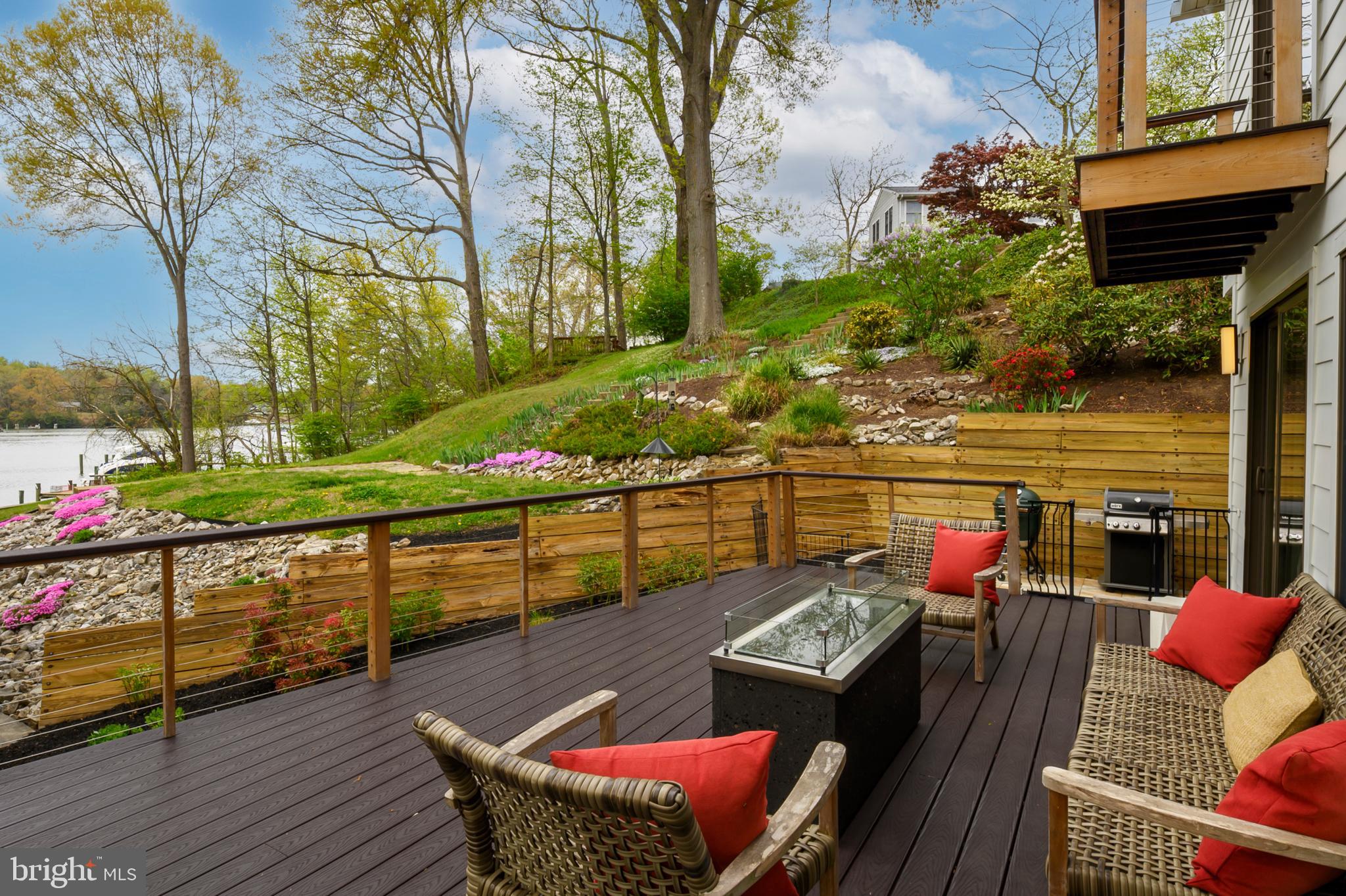 CRESSTON PARK - Residential