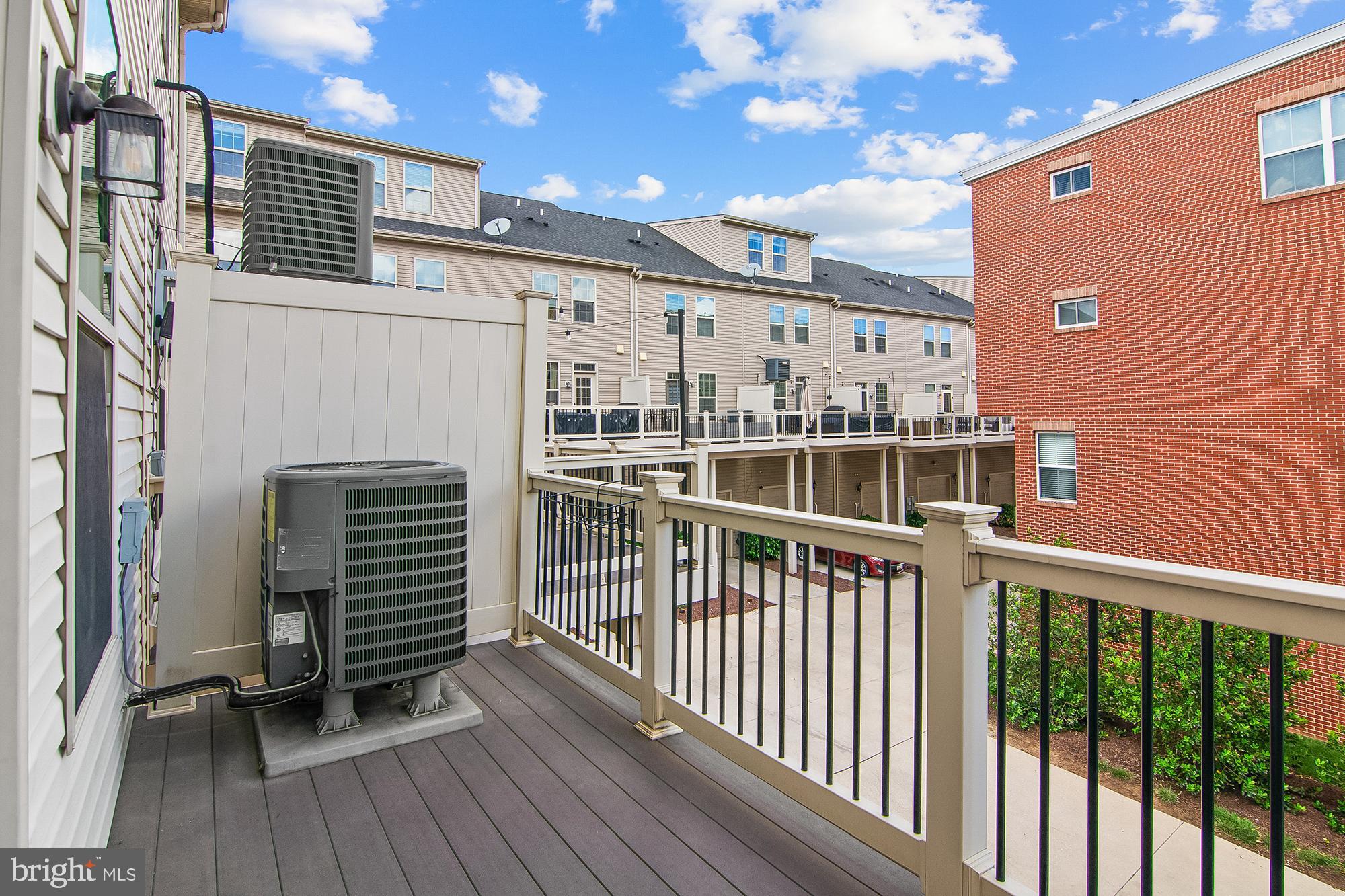 O'DONNELL SQUARE - Residential