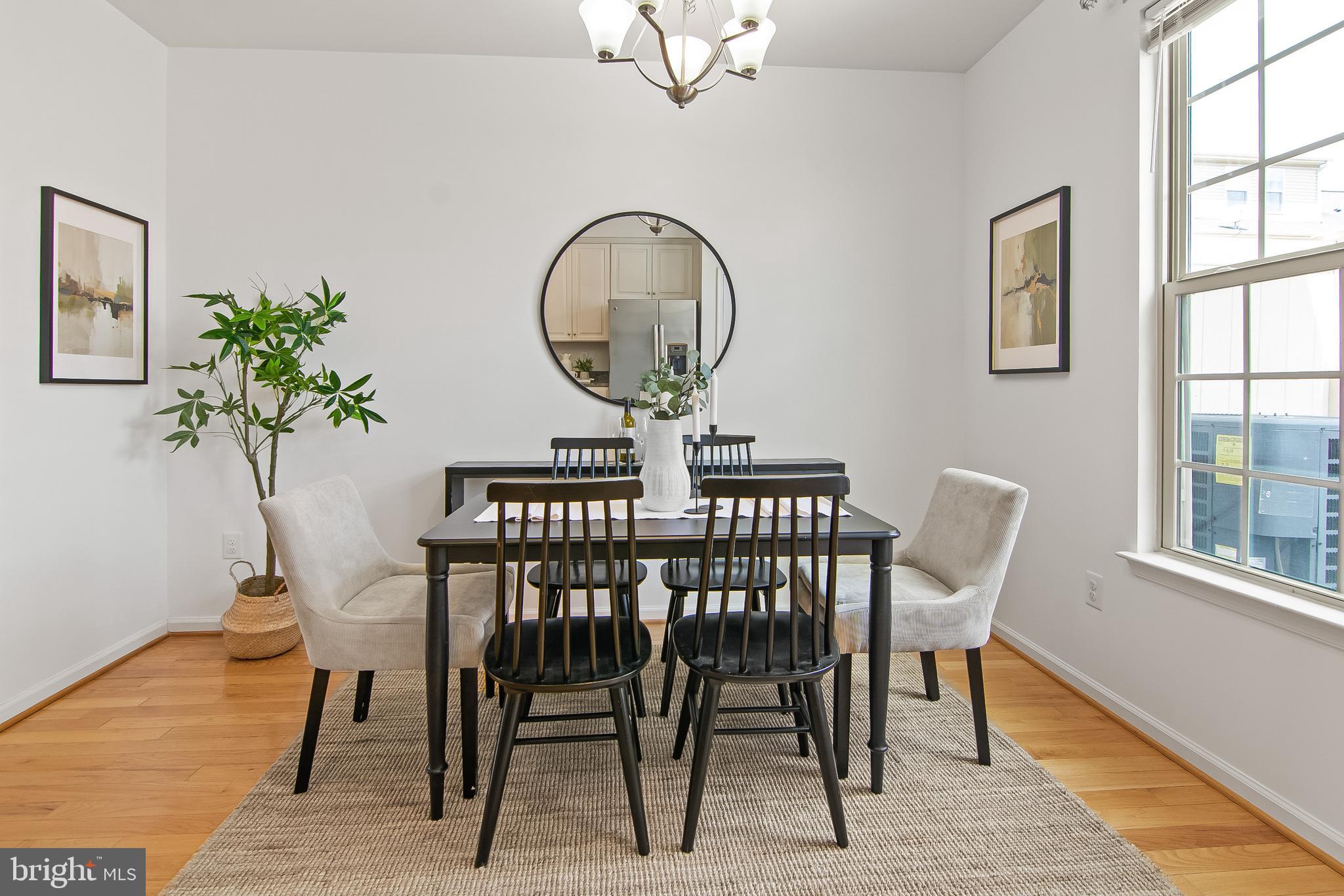 O'DONNELL SQUARE - Residential