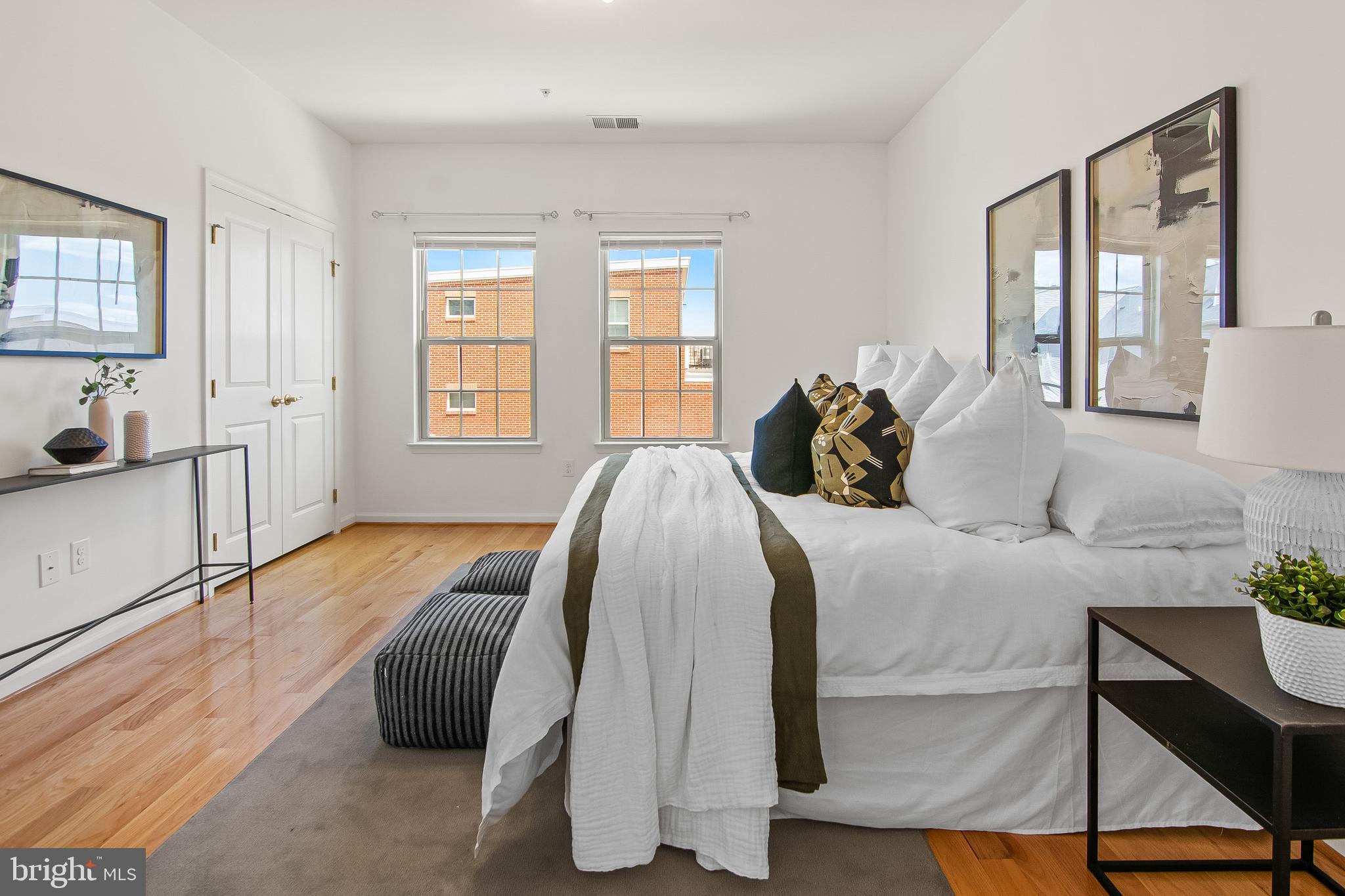 O'DONNELL SQUARE - Residential