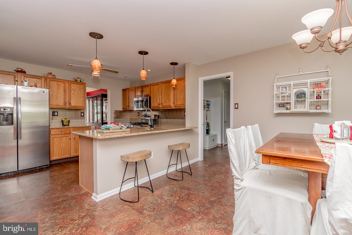 HIDDEN CREEK - Residential