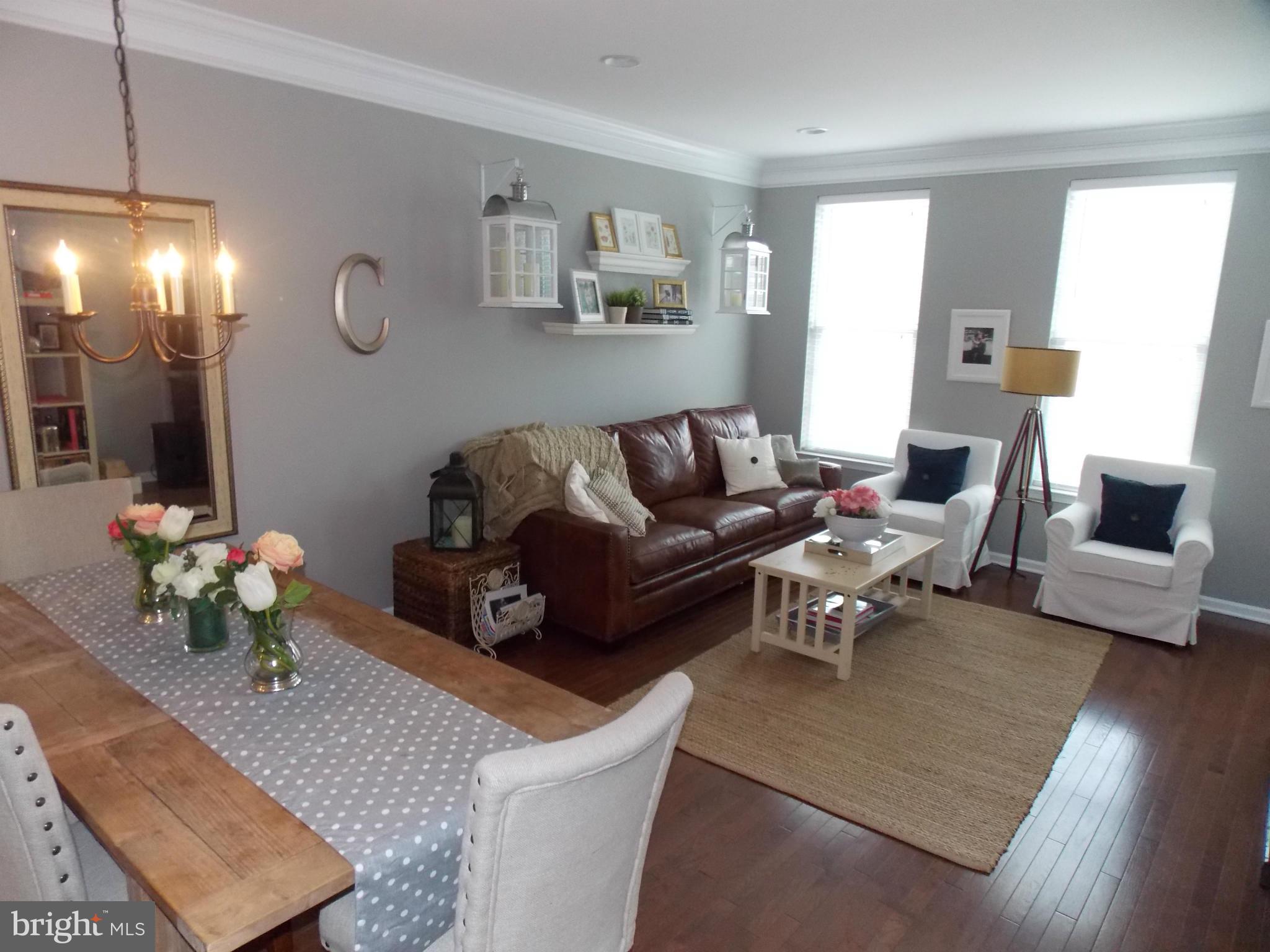 SOUTH RIDING - Residential