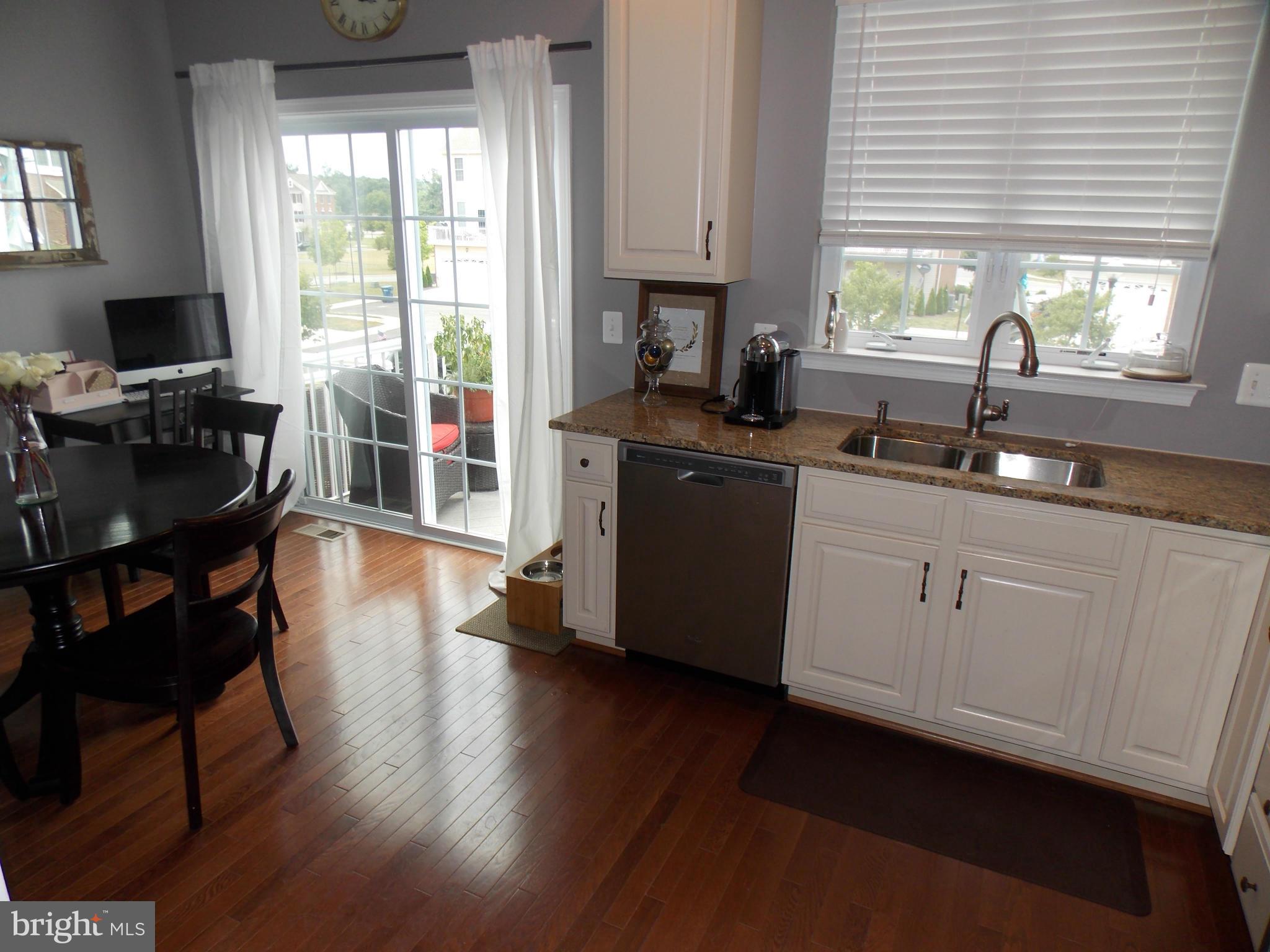 SOUTH RIDING - Residential