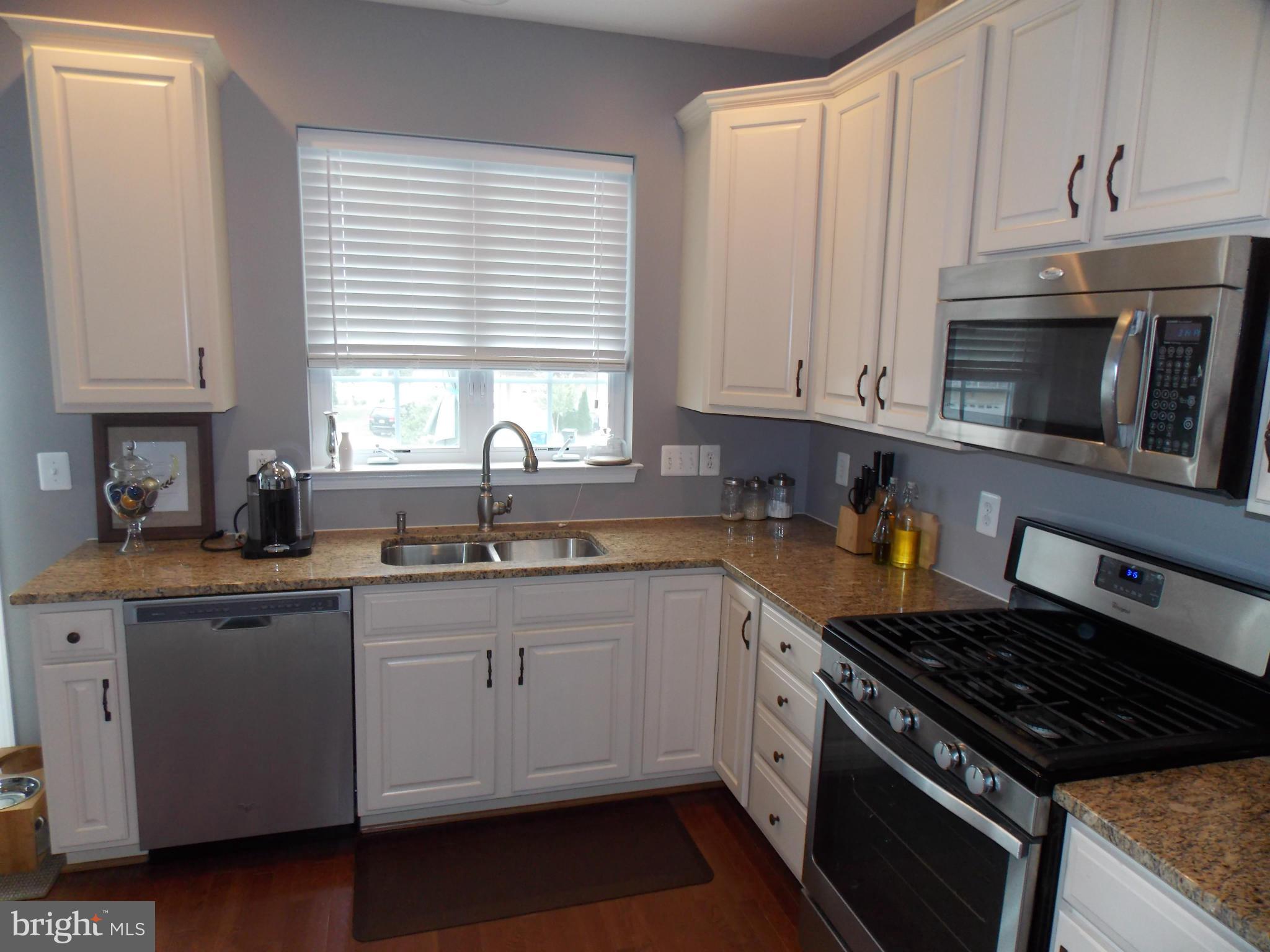 SOUTH RIDING - Residential