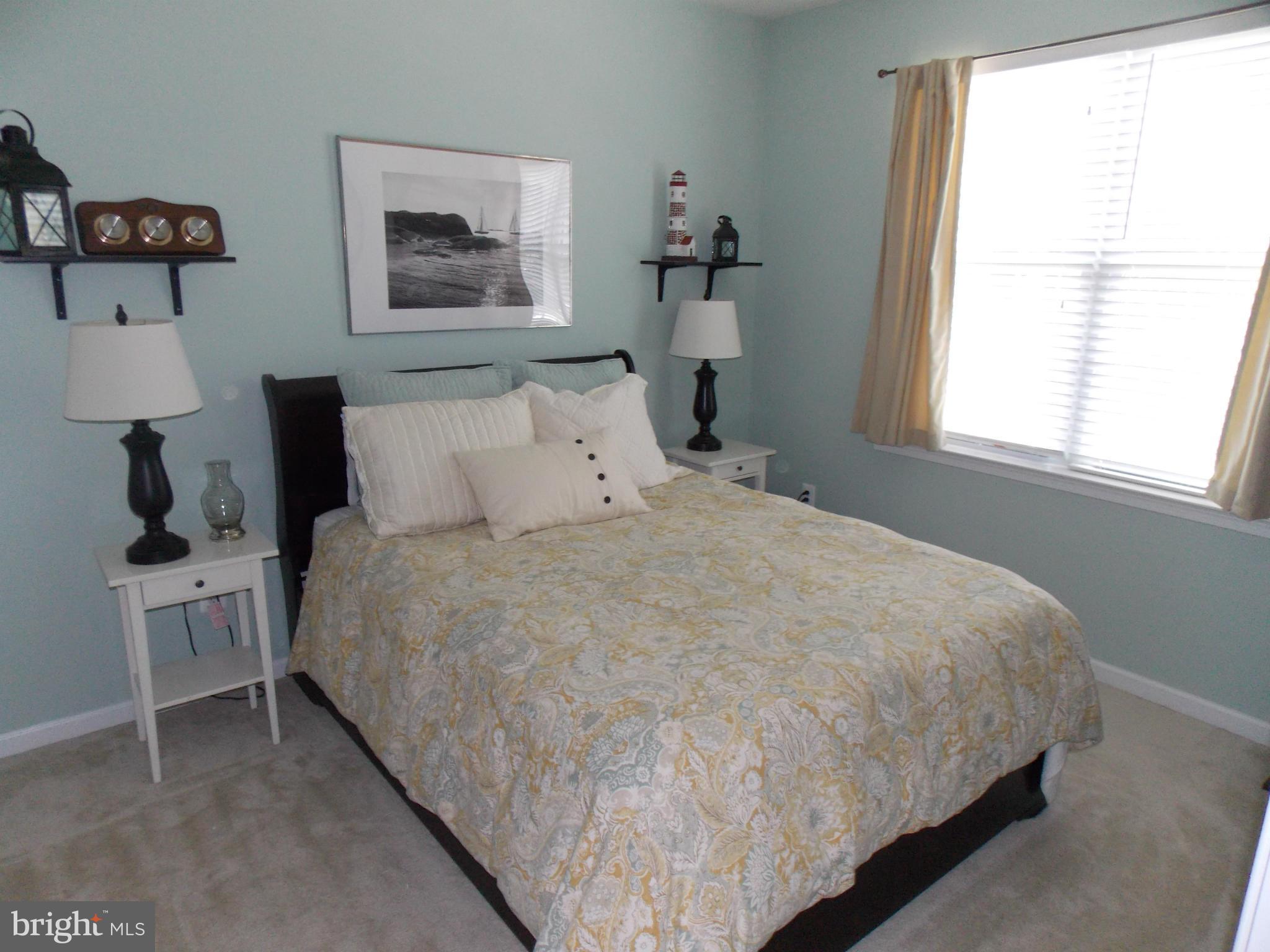 SOUTH RIDING - Residential