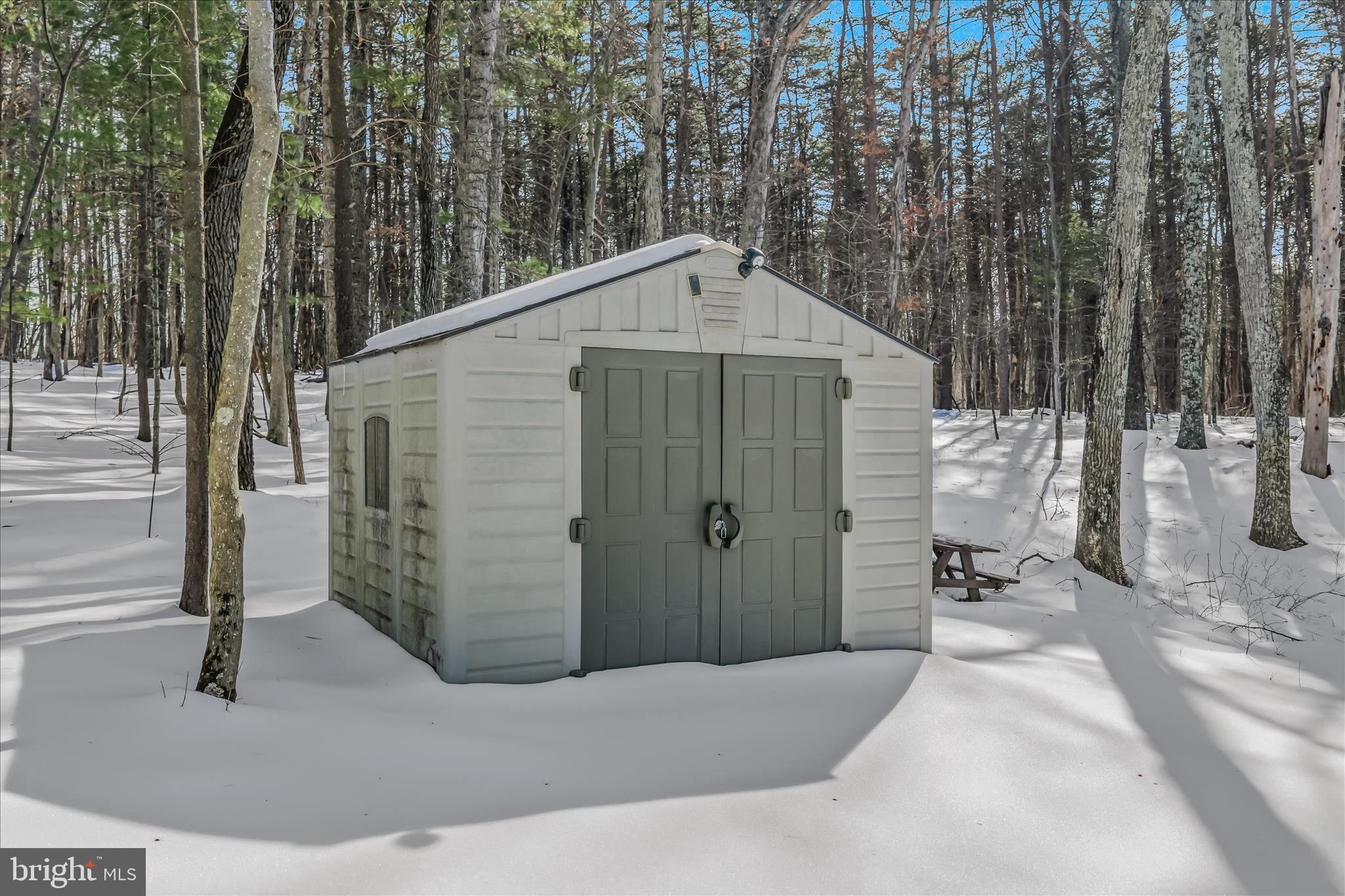 SHIRLEY FARMS - Residential