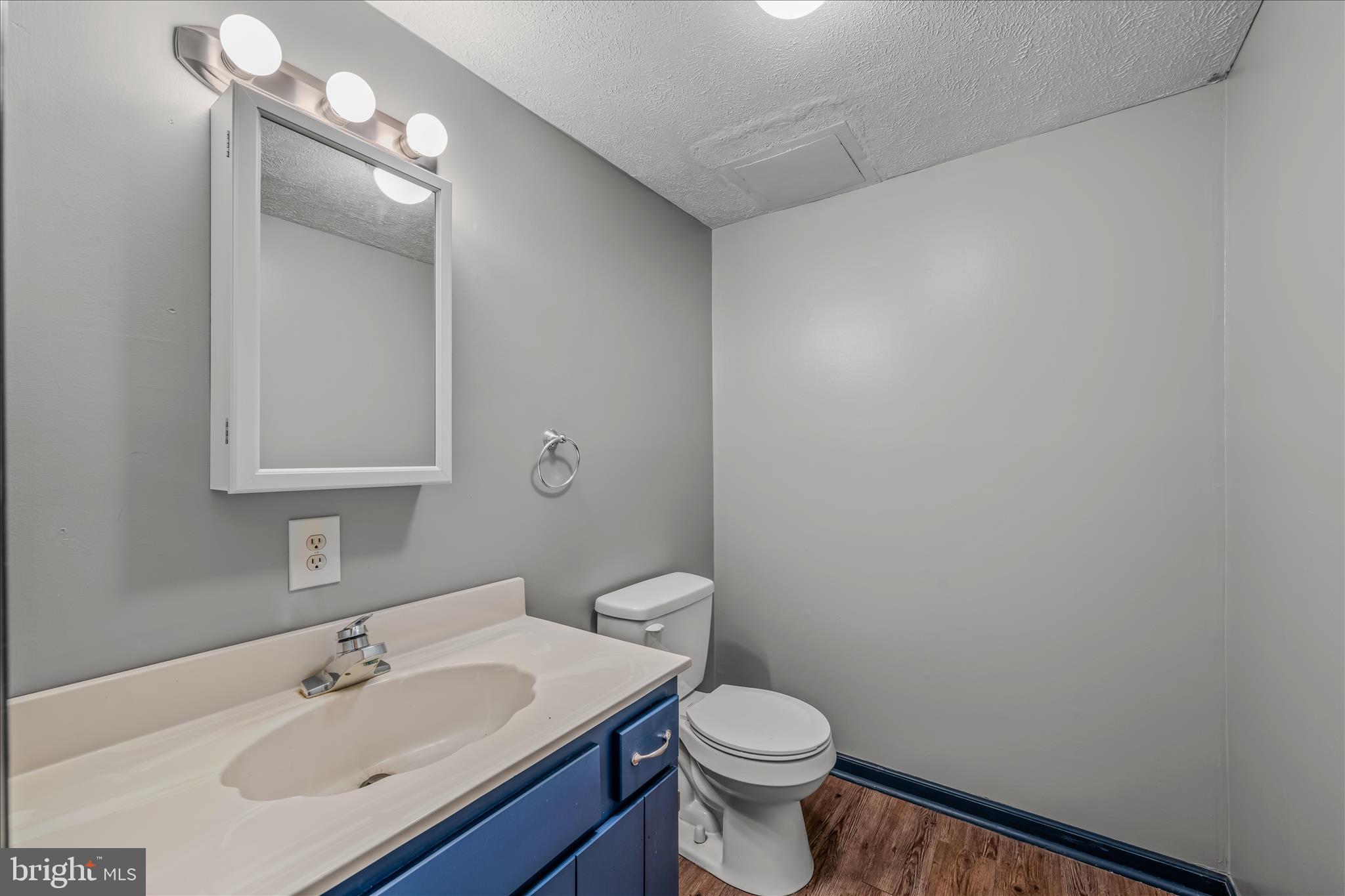 SHIRLEY FARMS - Residential