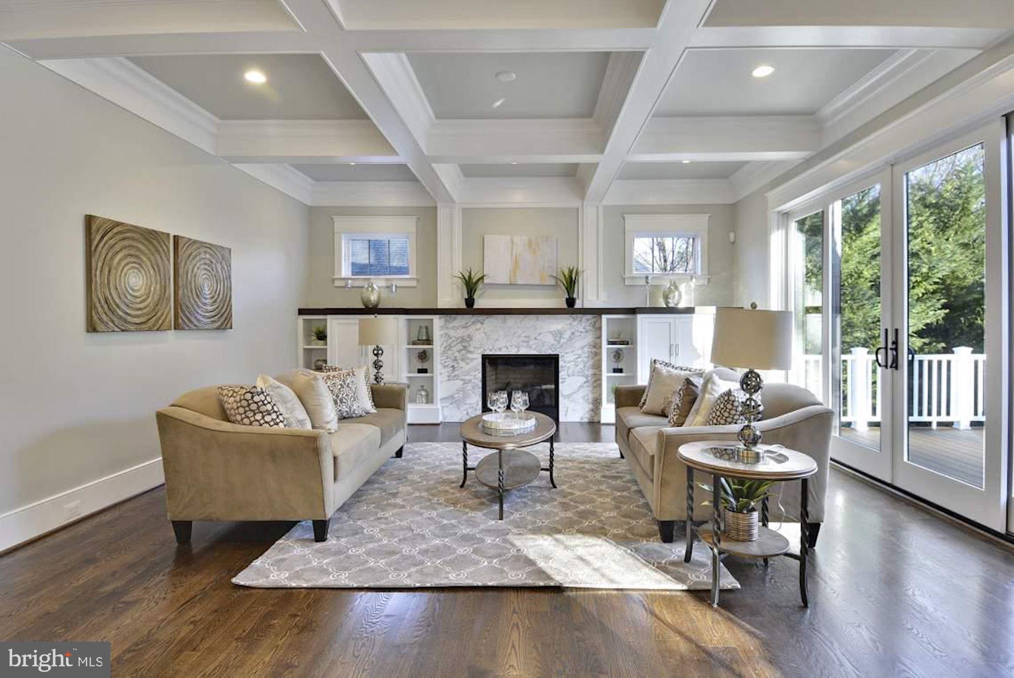 ENGLISH VILLAGE - Residential