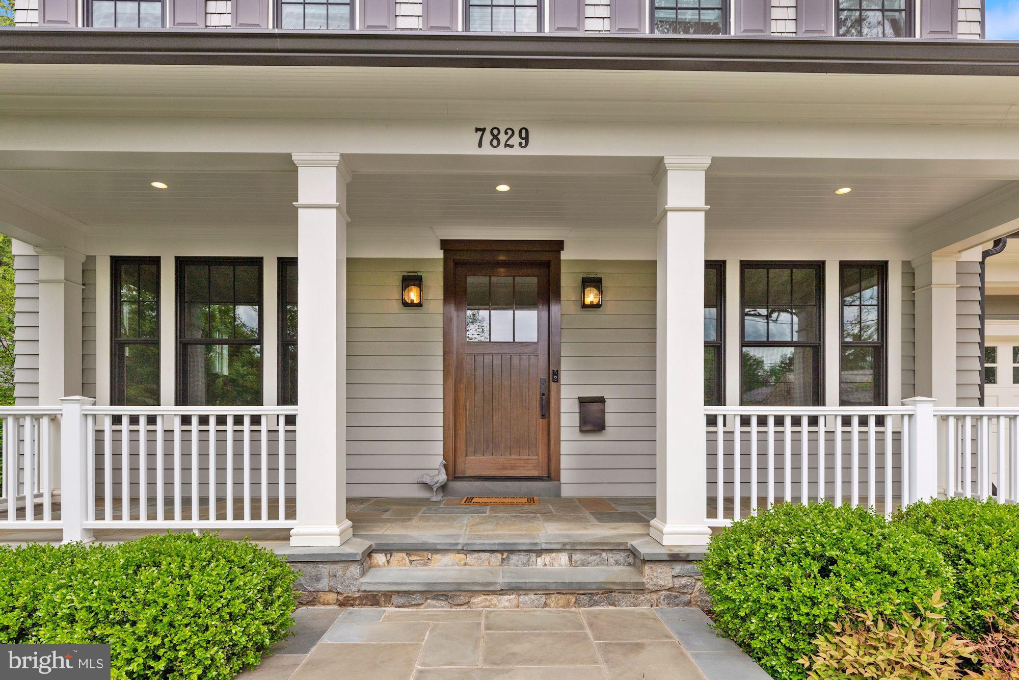 ENGLISH VILLAGE - Residential