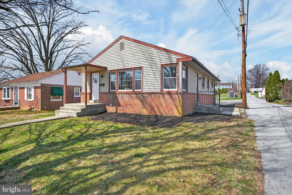 Photo of 1019 Hager Street, LANCASTER, PA 17603 (MLS # PALA2084984)