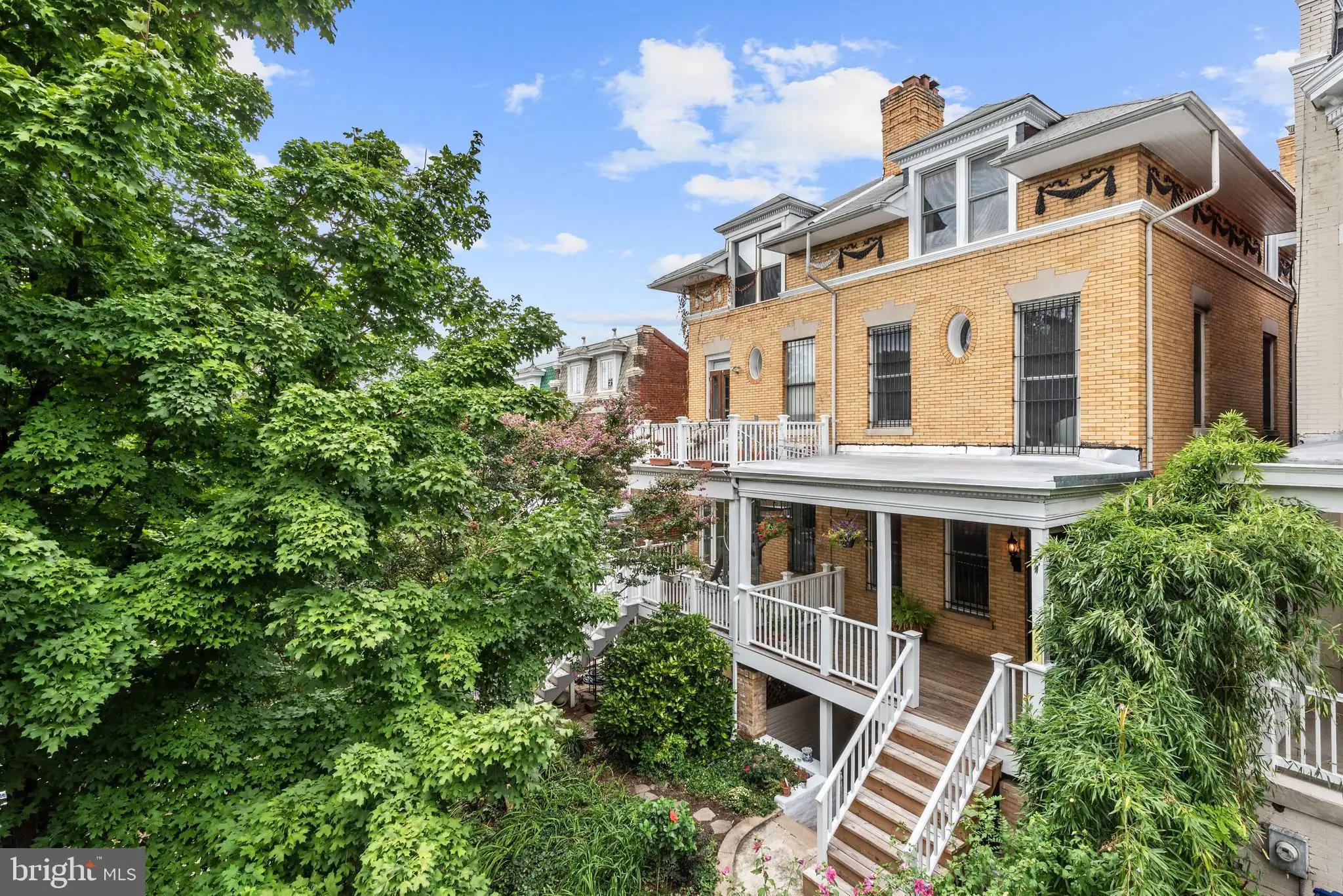 1633 Irving Street NW, Washington, DC 20010