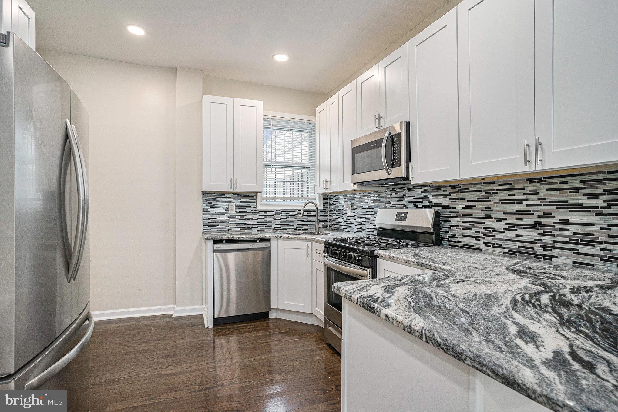 GRAYS FERRY - Residential