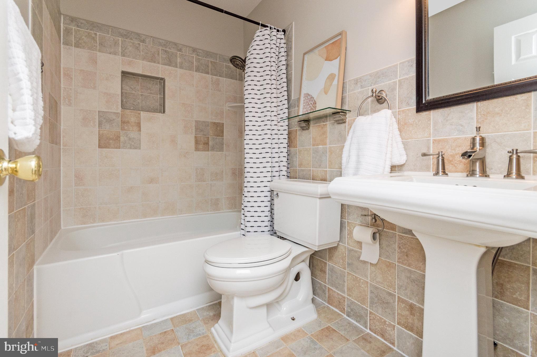 THE VILLAGE PARK - Residential