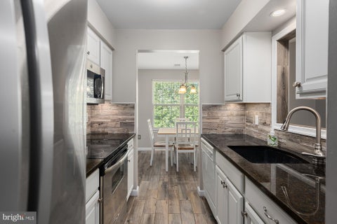 Condo For Sale - 3800 Sunnyfield Court #2B<br/> HAMPSTEAD, MD 21074