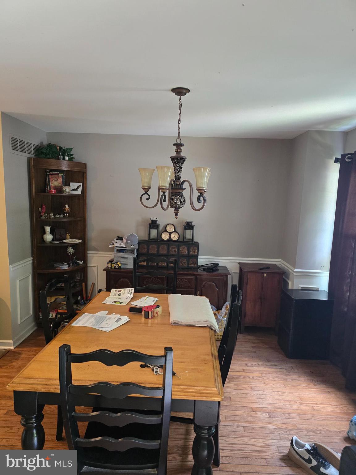 COVENTRY VILLAGE - Residential