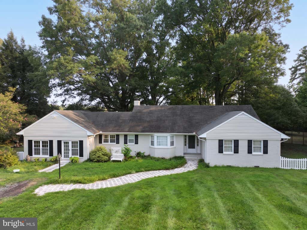 Photo of KINSALE, VA 22488 (MLS # VAWE2012056)