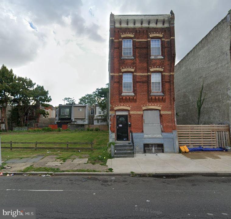 Investor/ Developer alert! 2 parcels zoned RSA5 2228 & 2232 W Diamond