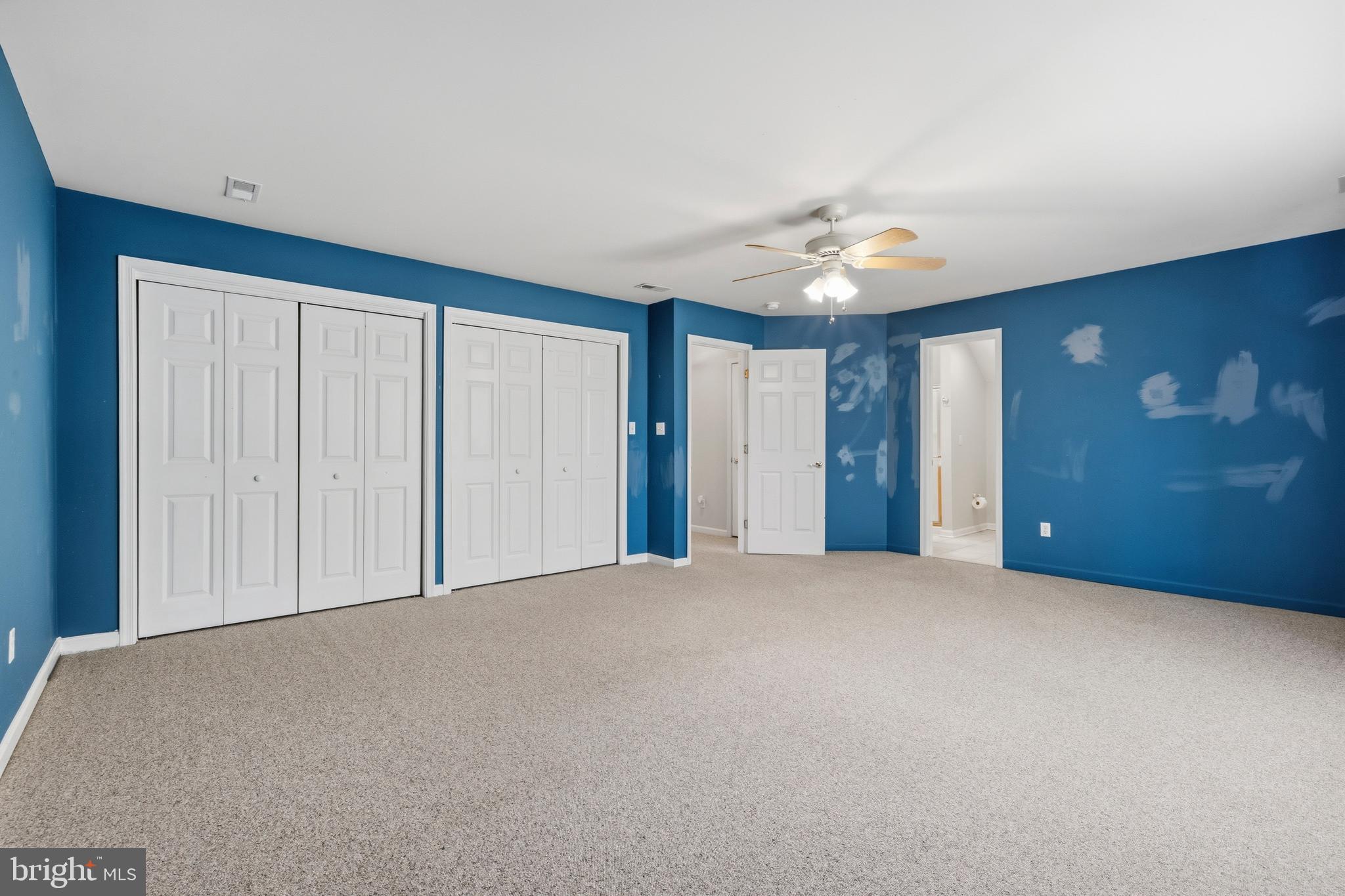 MAYFAIR GLEN - Residential