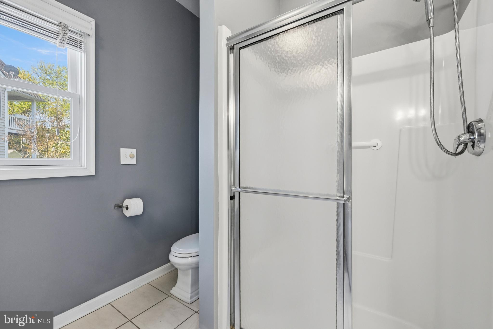 MAYFAIR GLEN - Residential